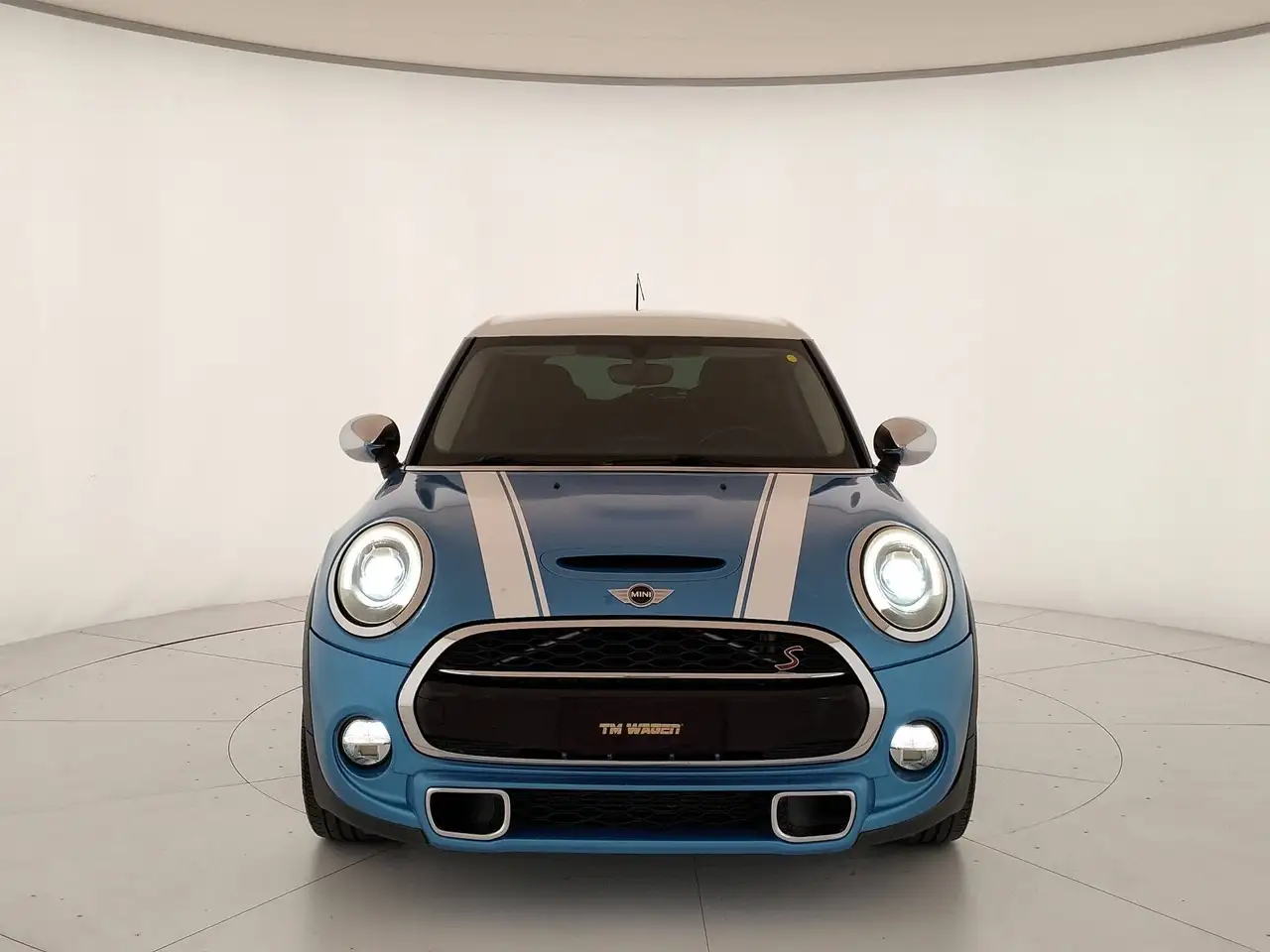 2014 MINI Cooper SD 2.0 5 Porte, photograph 3