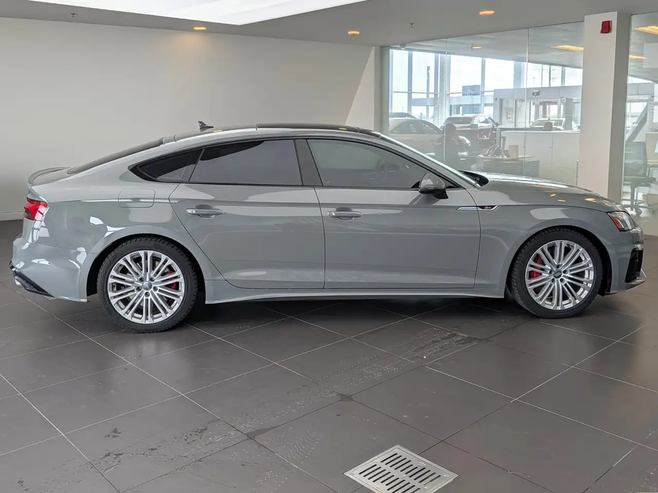 Audi S5 снимка Audi S5