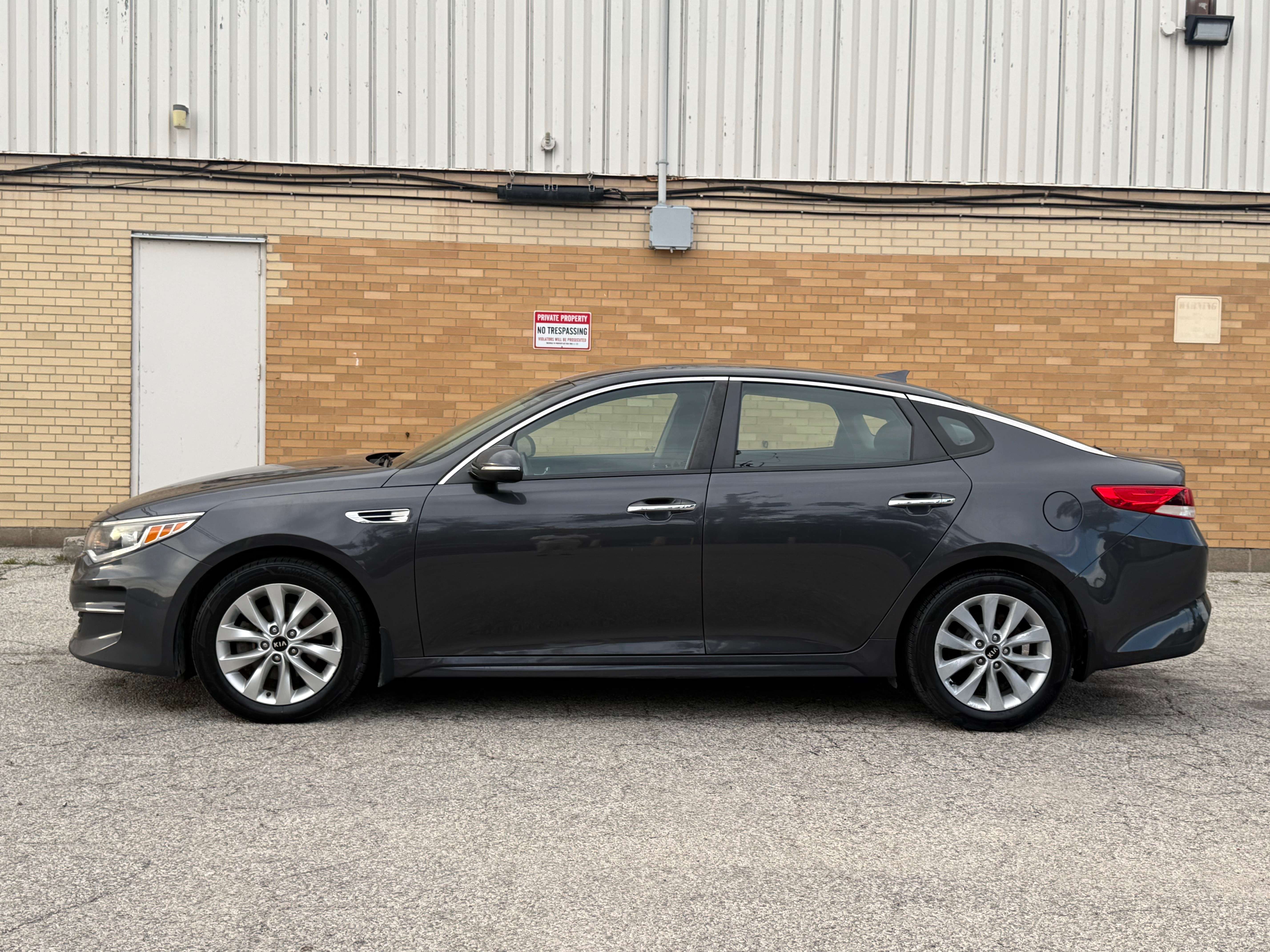2016 Kia Optima Sedan