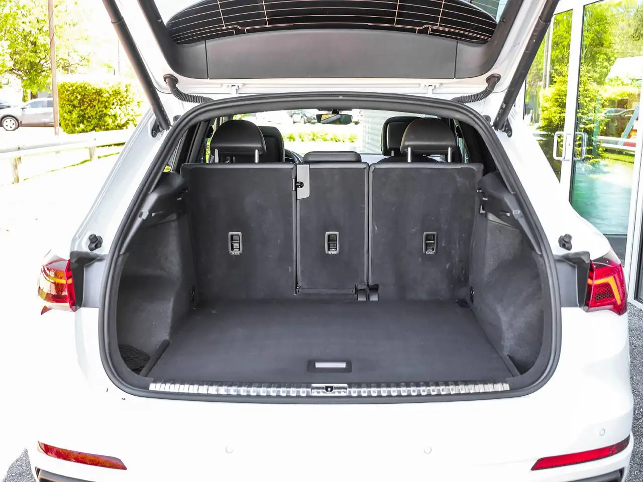 Audi Q3 снимка Audi Q3