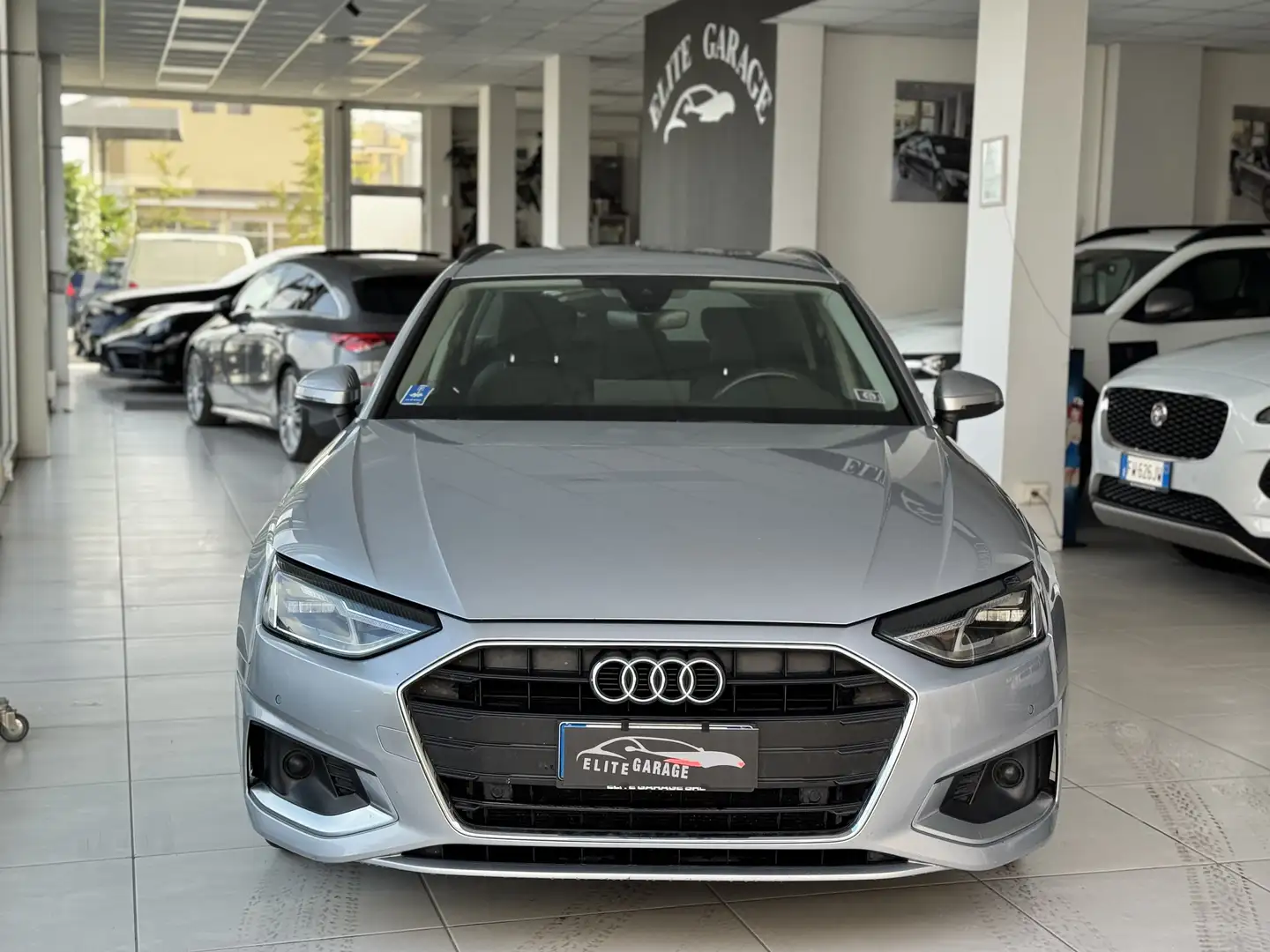 Audi A4 2.0TDI MHEV S-Line 163cv s-tronic E6 Argento - 2