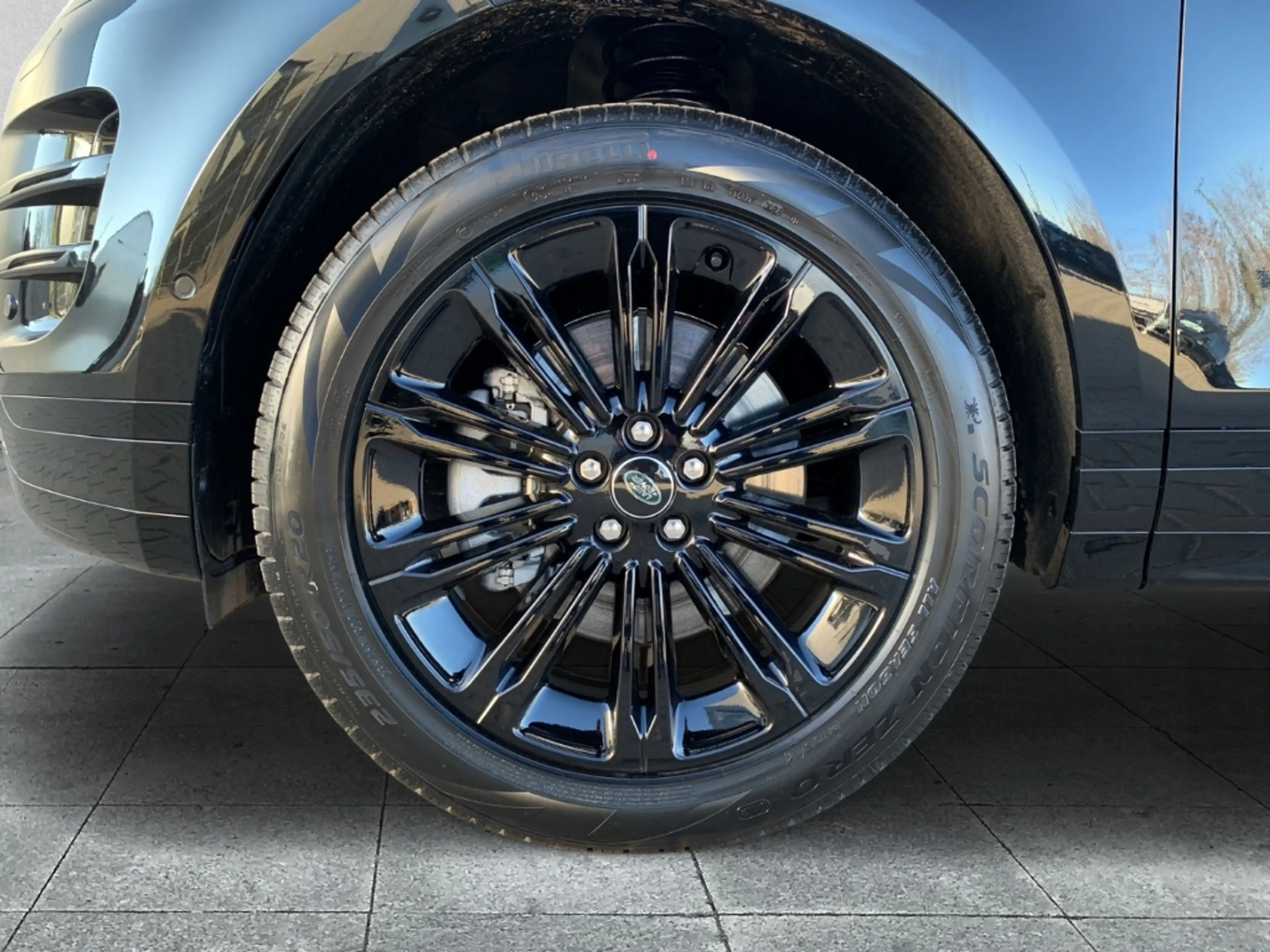 Land Rover Range Rover Evoque D200 DYNAMIC SE AWD ACC+LED — photo 9