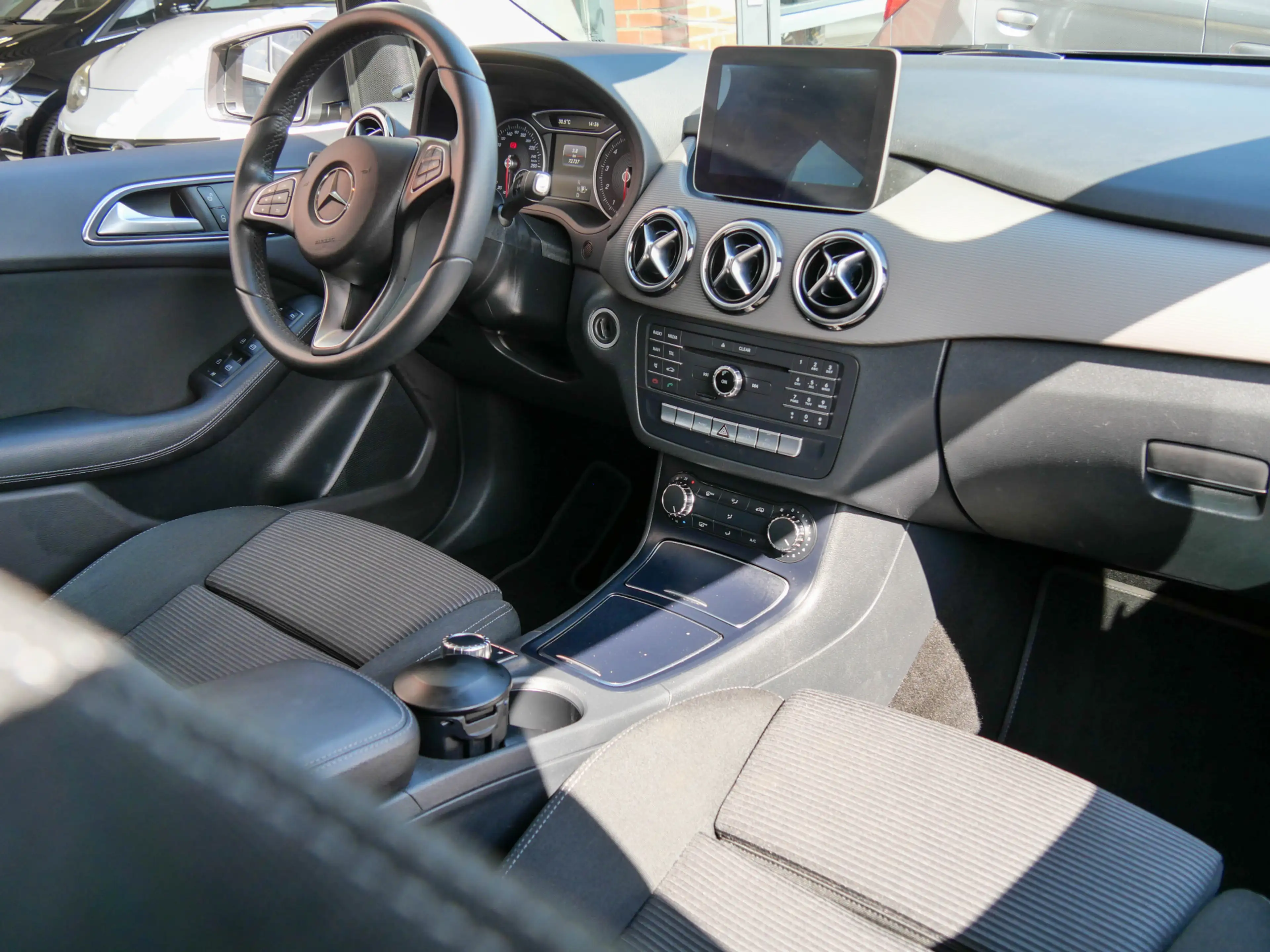 Mercedes-Benz B 180 Ambition Automaat | NAVIGATIE | BLUETOOTH | — photo 3