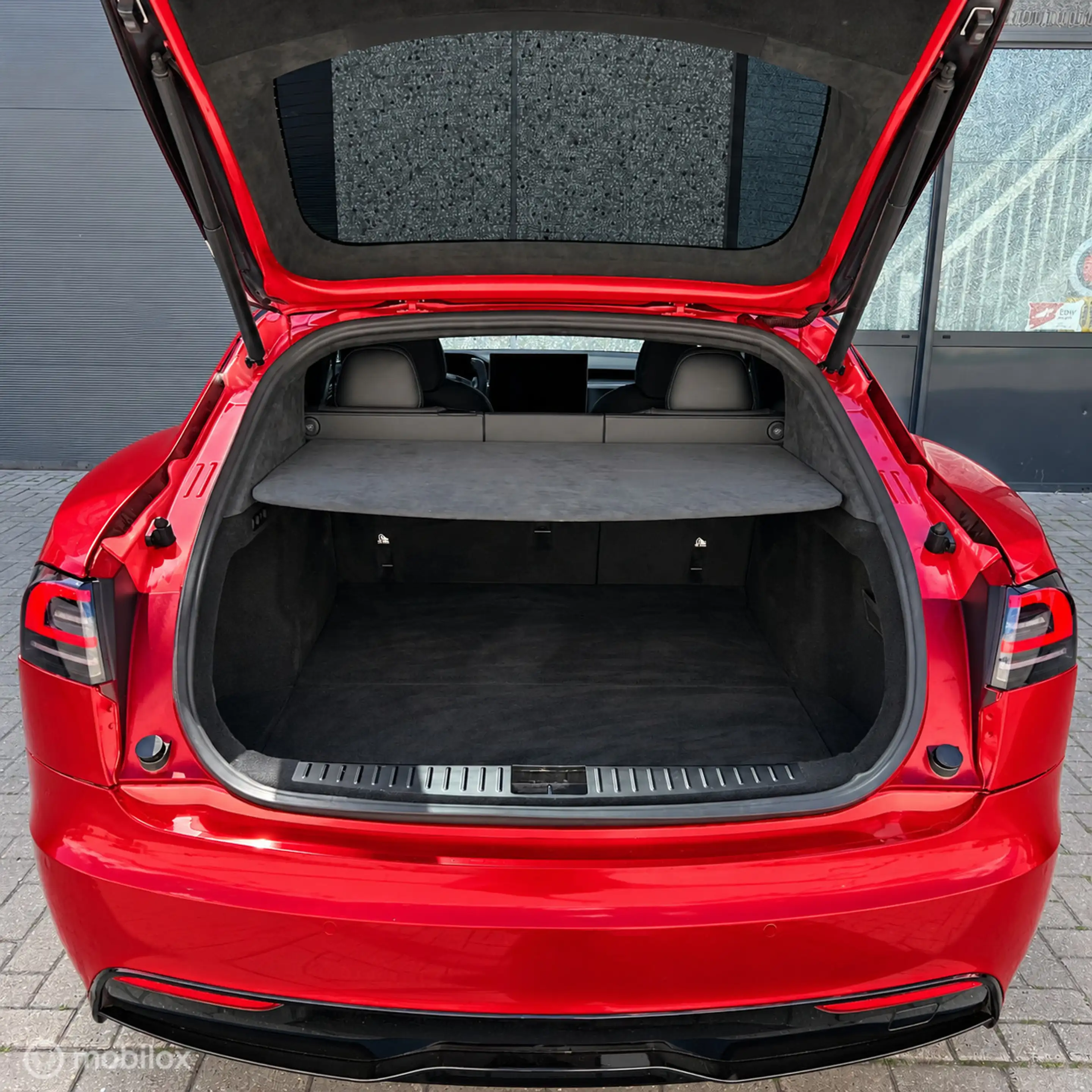 Tesla Model S Long Range + IAP + 21" + SOH 95.6% — photo 19