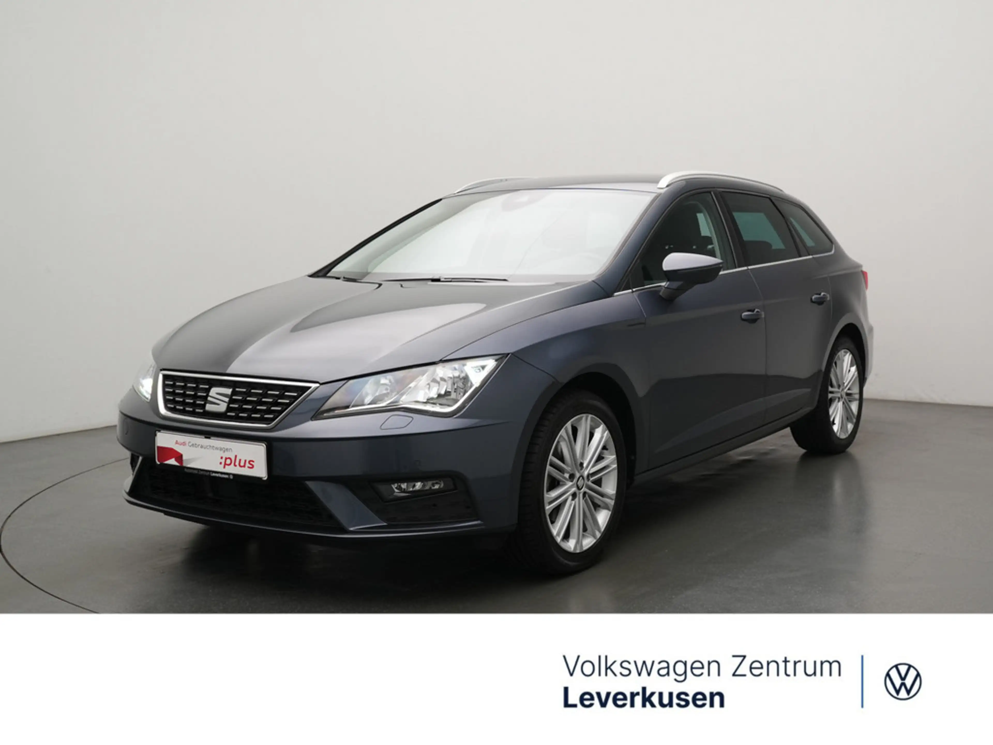 SEAT Leon ST Xcellence DSG CARPLAY ACC NAVI PDC