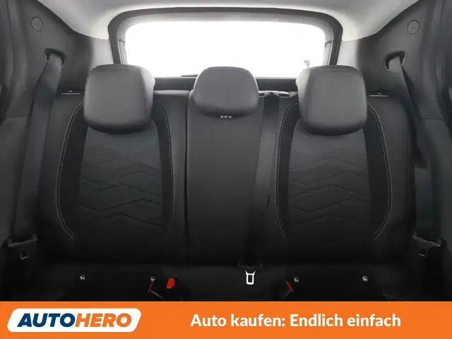 Jeep Avenger view 15