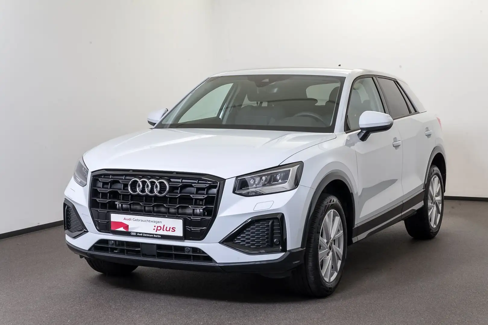 Audi Q2 Advanced 30 TDI S tr. NAVI LED PDC VIRTUAL White - 2