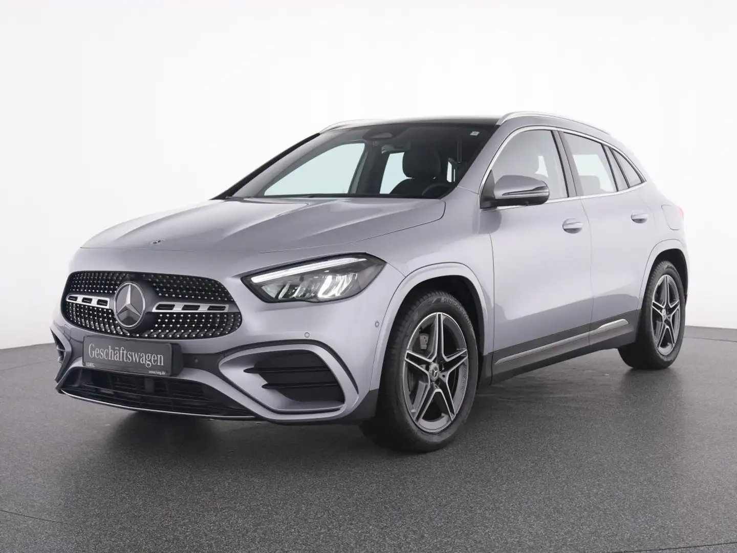 Mercedes-Benz GLA 180 AMG+PANO+AHK+MEMORY+KEYLESS+360°+TOTW.++ Silber - 2
