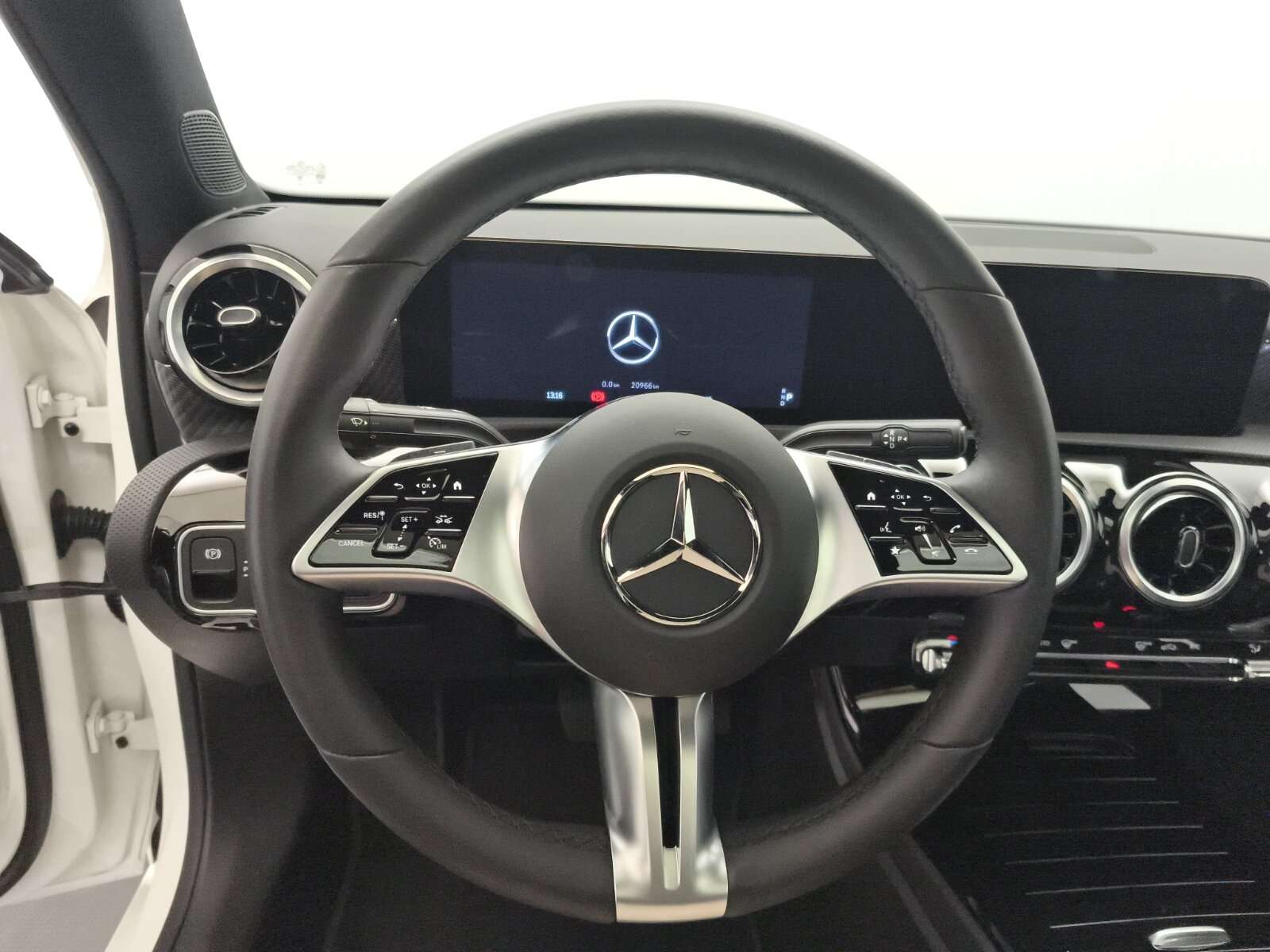 Mercedes-Benz A 220