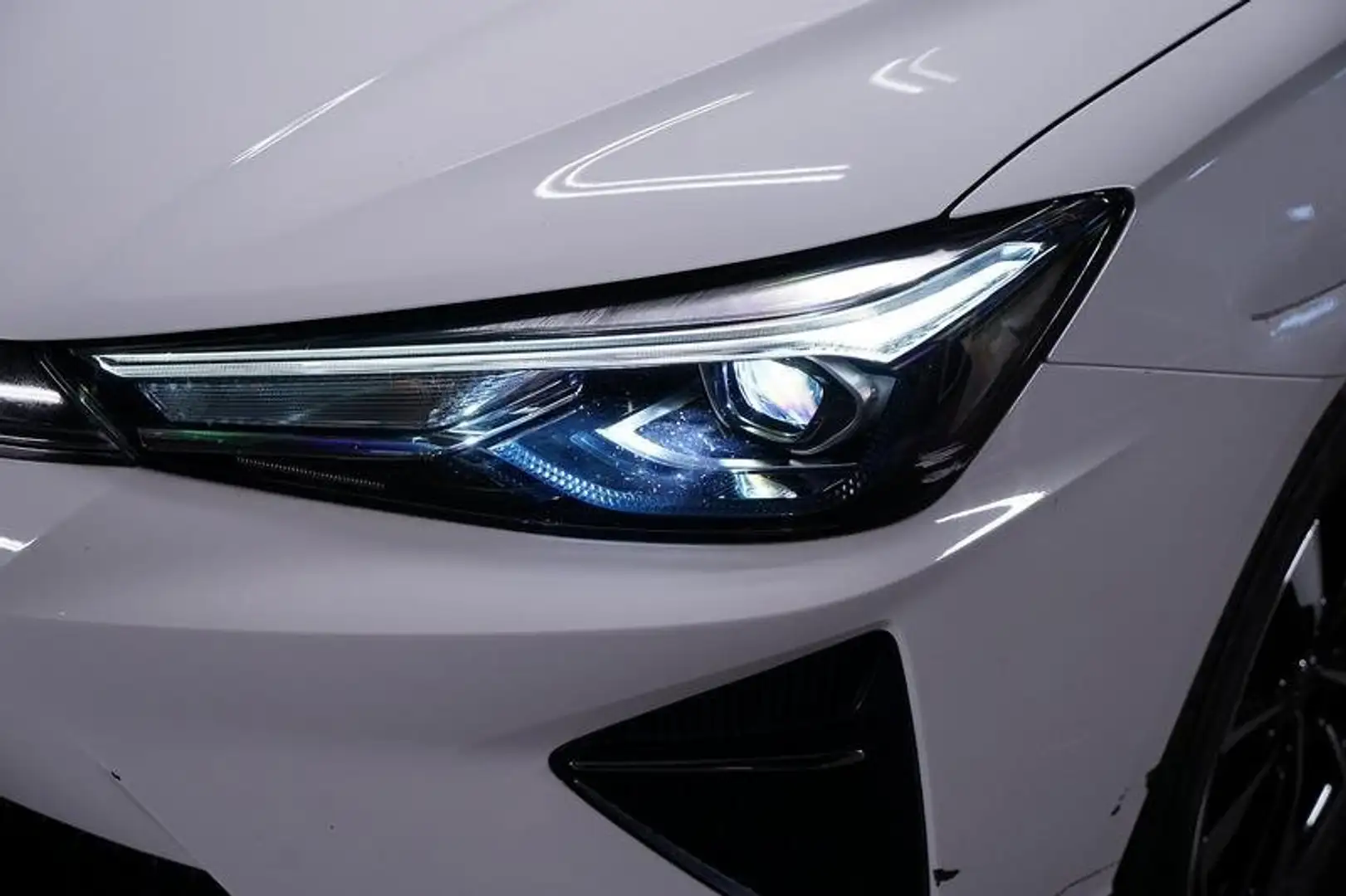 MG MG5 Kamera/AUT/KeyLess/LED/Navi/RFK/SHZ/Virtual White - 2