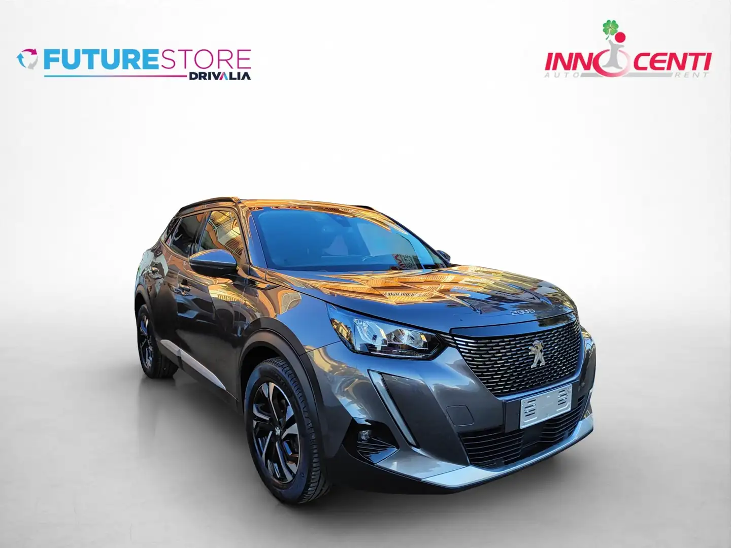 Peugeot 2008 1.2 puretech Allure Pack s Gris - 1