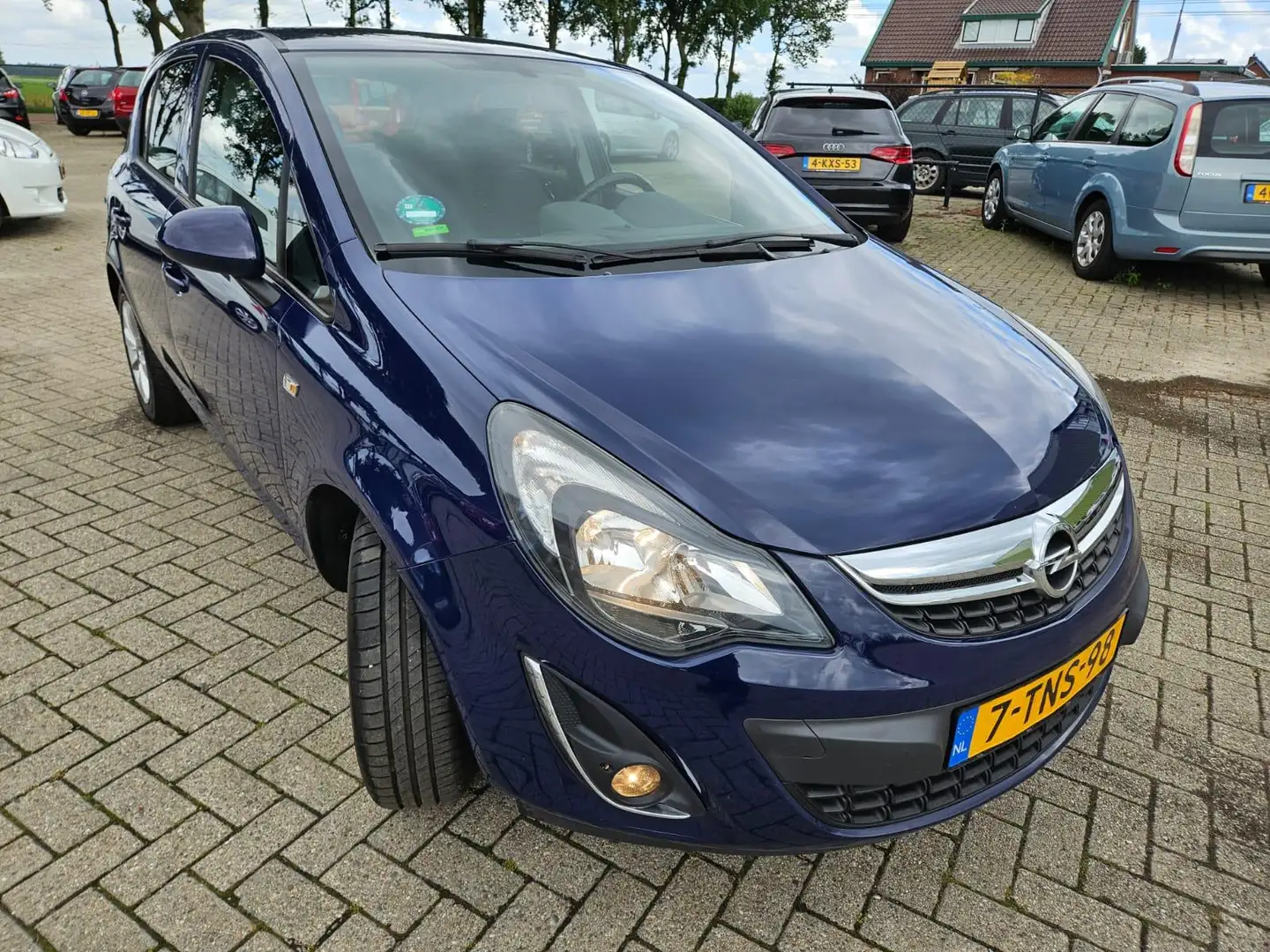 Opel Corsa 1.2 EcoFlex Design Edition LPG 5Drs. 2014. Climate Blauw - 2