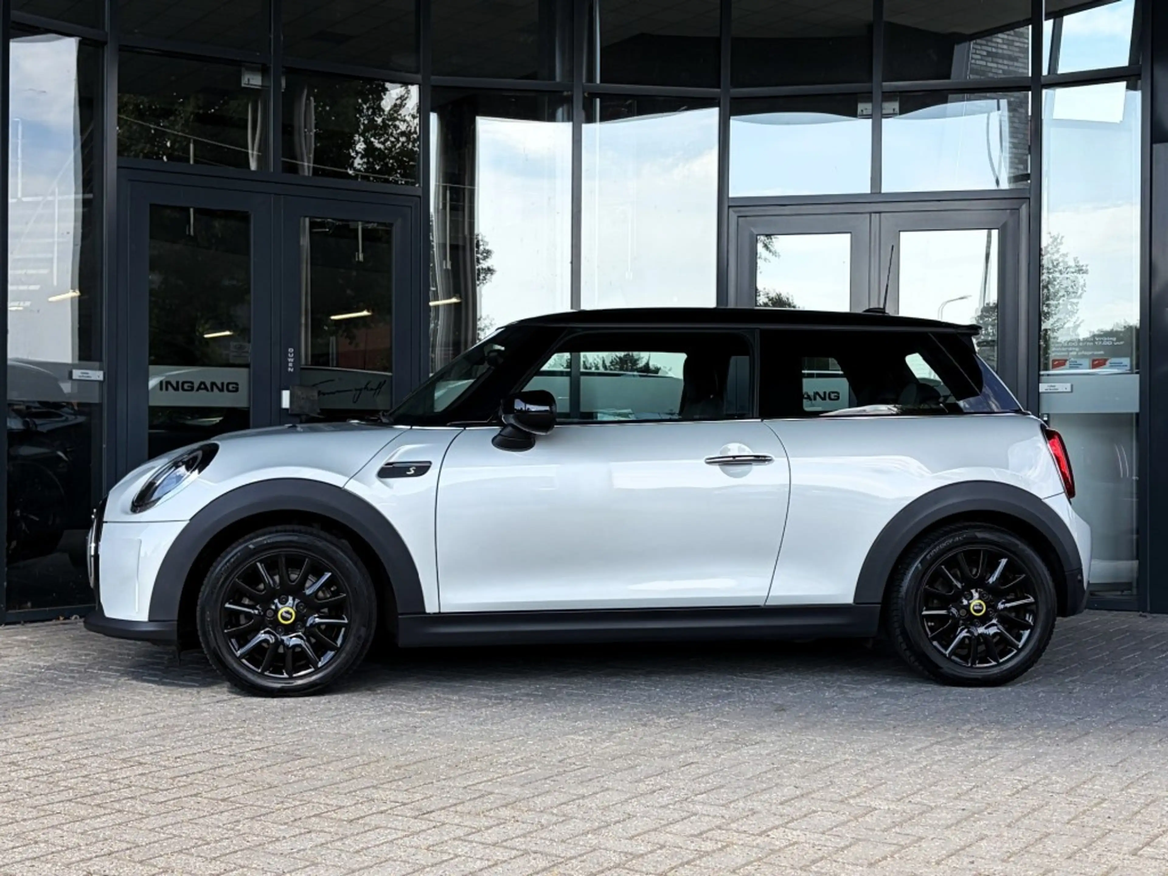 MINI SE COLLECTION - ORG. NL. — photo 5