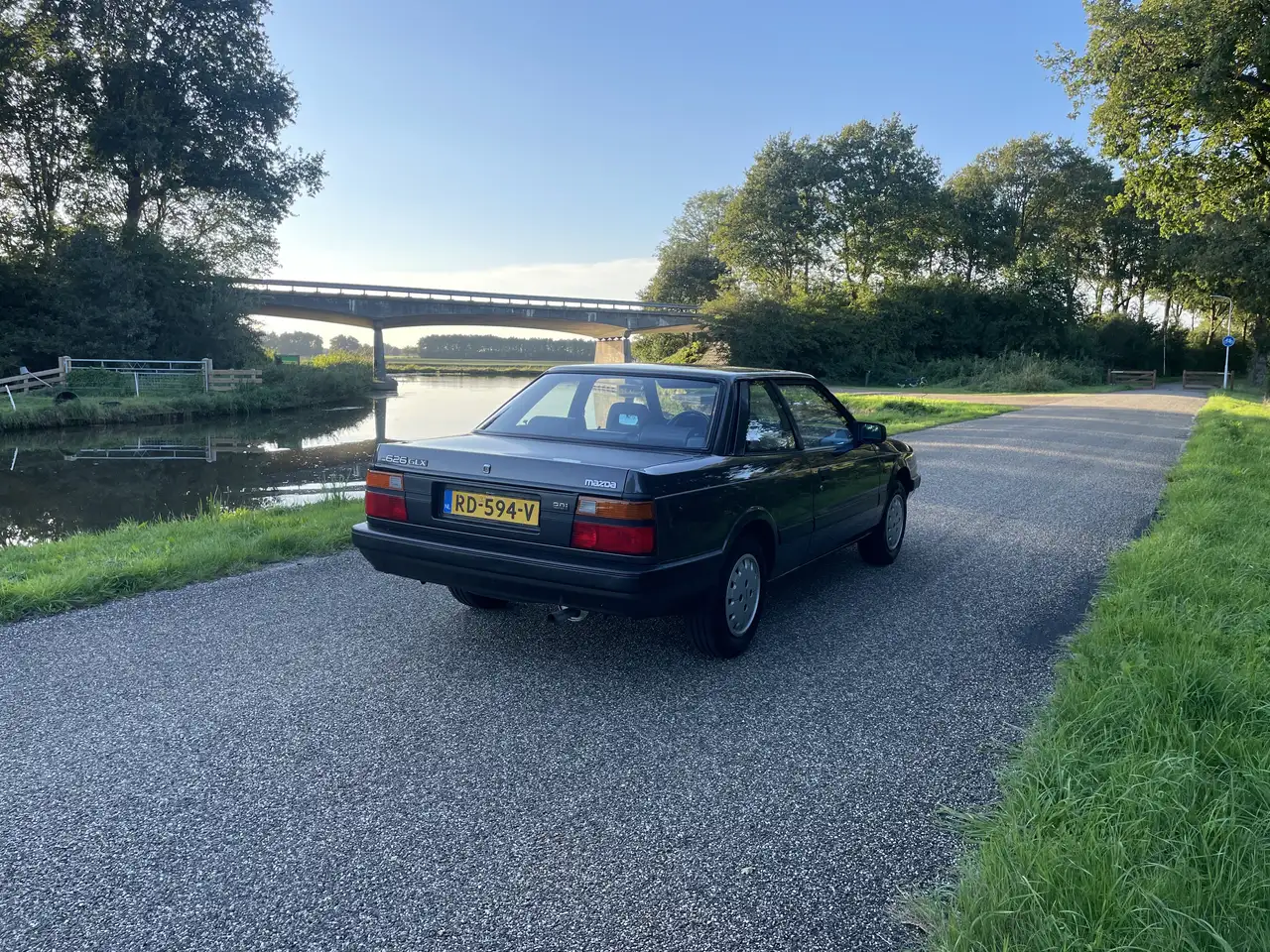 Mazda 626 2.0i GLX, foto 6