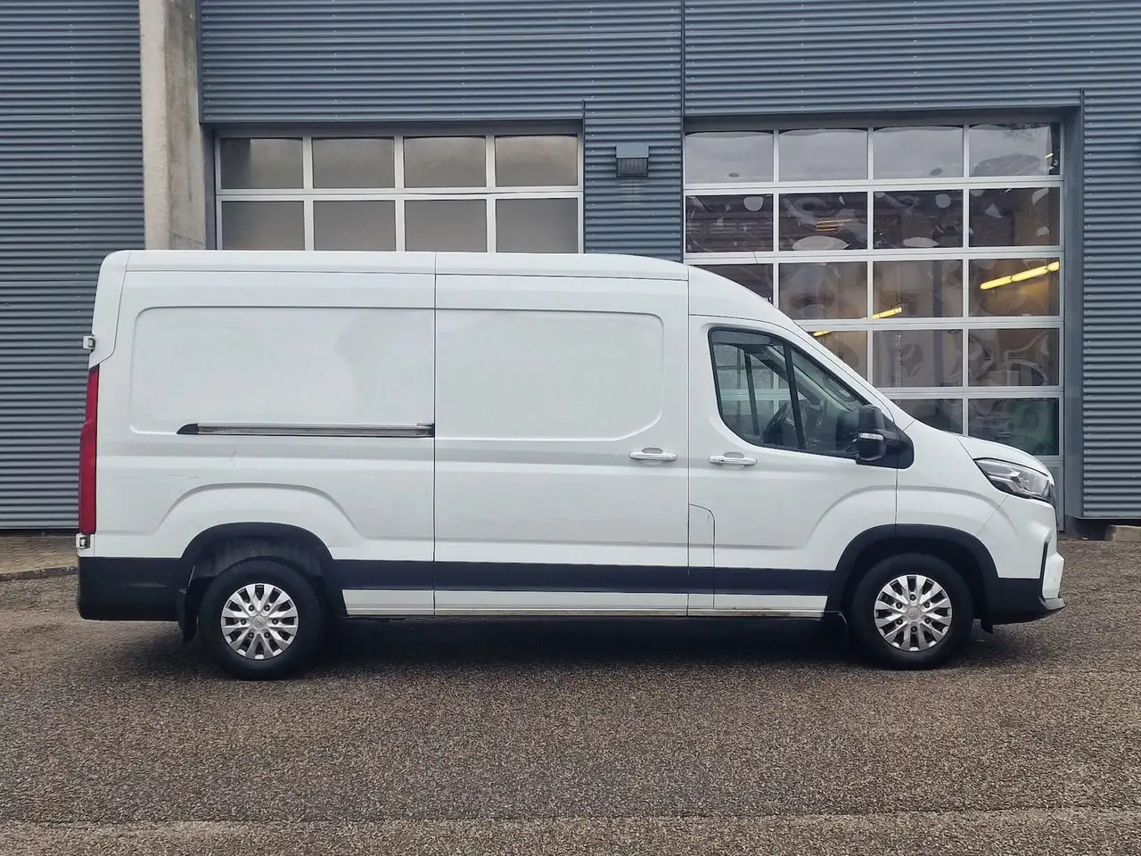 Maxus Deliver 9 L3H2 Klima Kamera 3