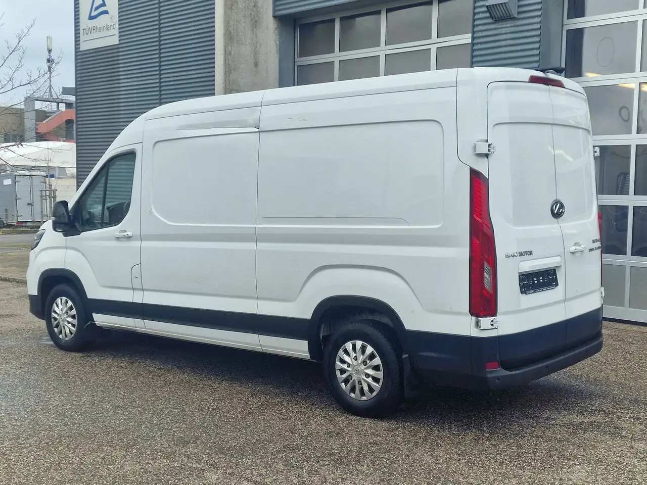 Maxus Deliver 9 L3H2 Klima Kamera 4
