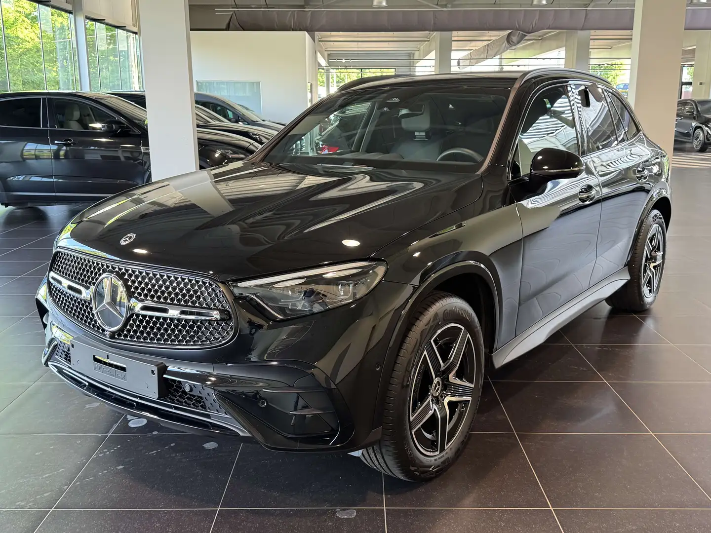 Mercedes-Benz GLC 300 e 4M Amg Night Pack, 360 Camera, Memory Seats, Mbu Gris - 1