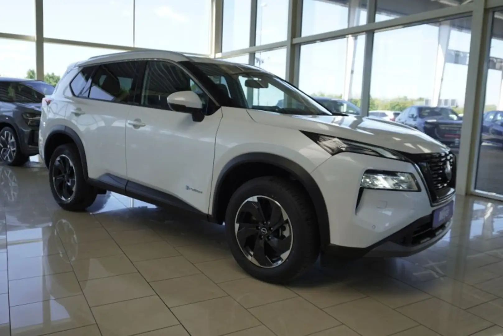 Nissan X-Trail 1.5 VC-T e-POWER e-4ORCE ACC/Kessy/el.Klappe/Navi Weiß - 1