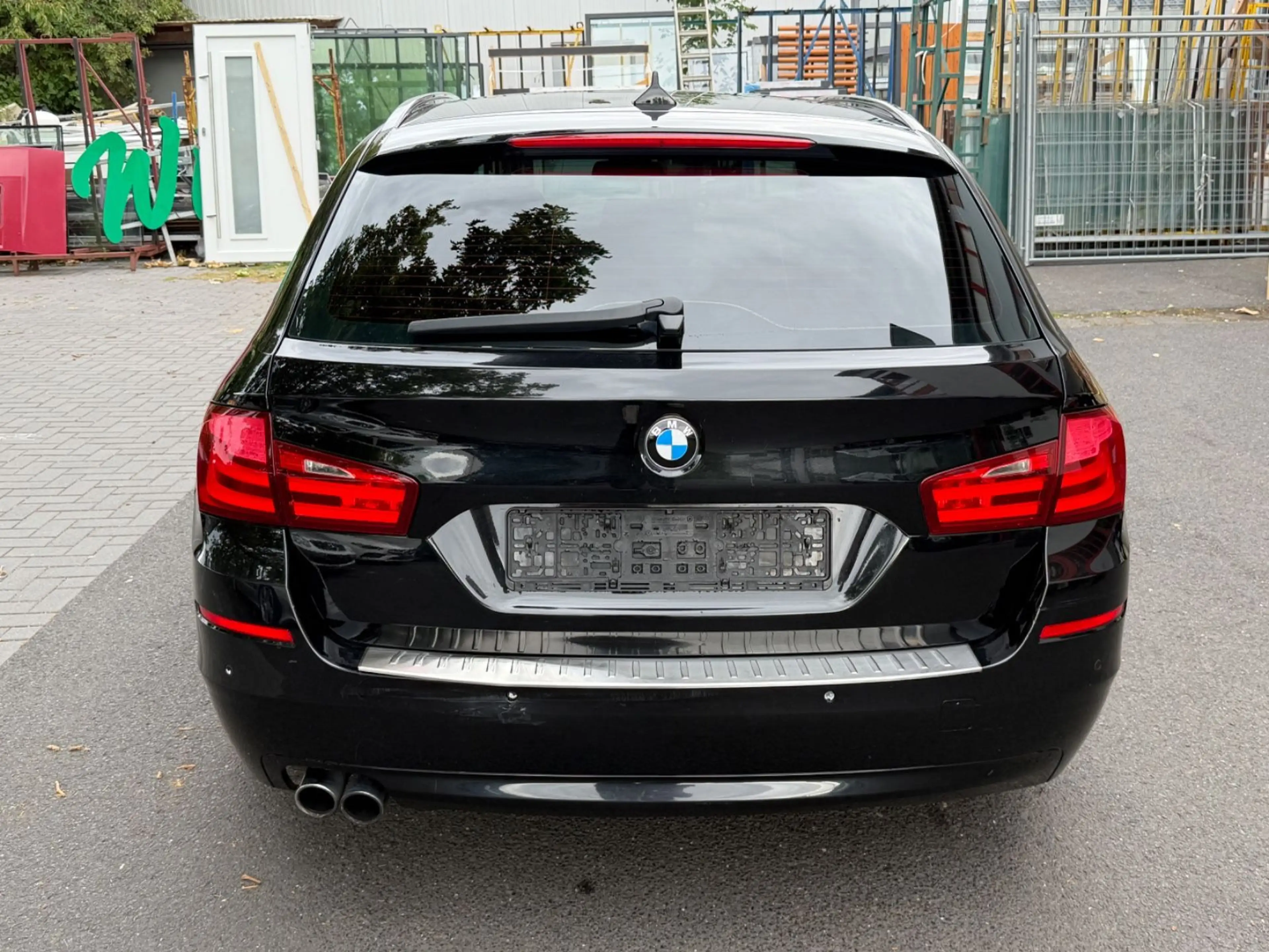 BMW 525 d~PANO~RFK~XENON~HUD~EU5 — photo 8