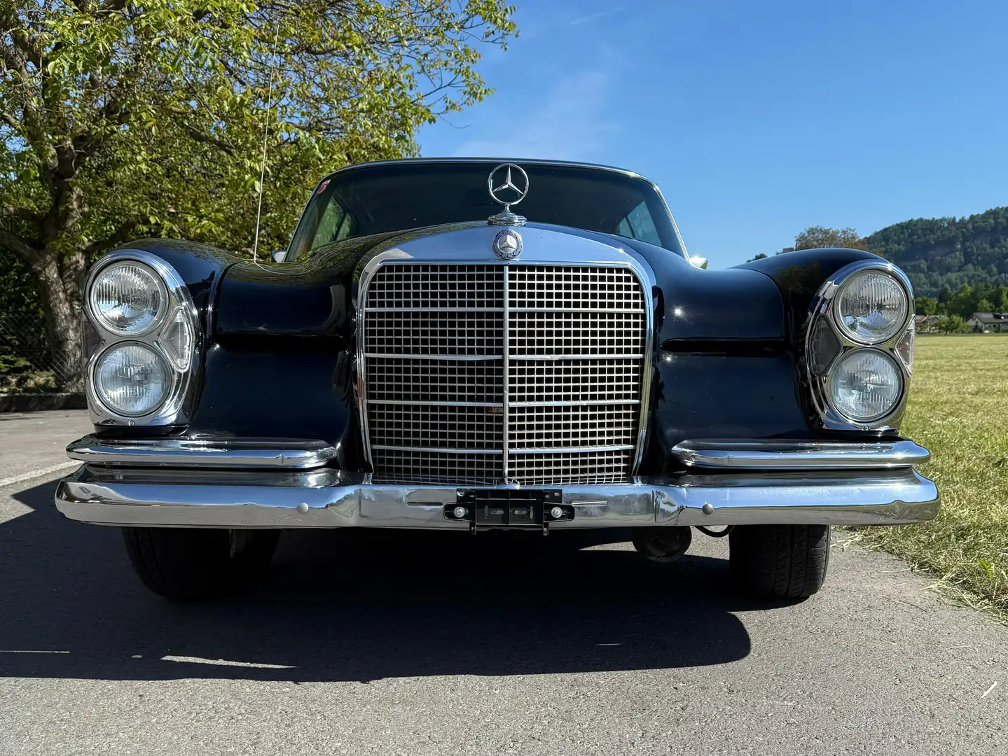Mercedes-Benz 280 SEC Schwarz - 2