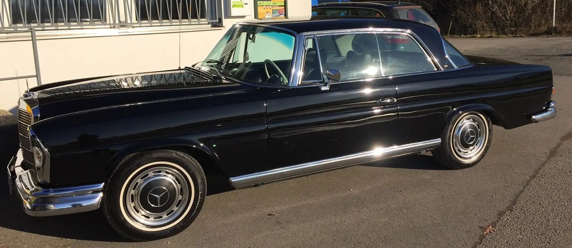 Mercedes-Benz 280 SEC Schwarz - 1