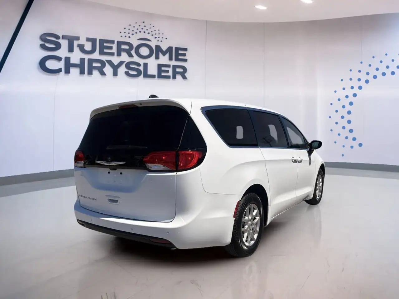 Chrysler Grand Caravan снимка Chrysler Grand Caravan