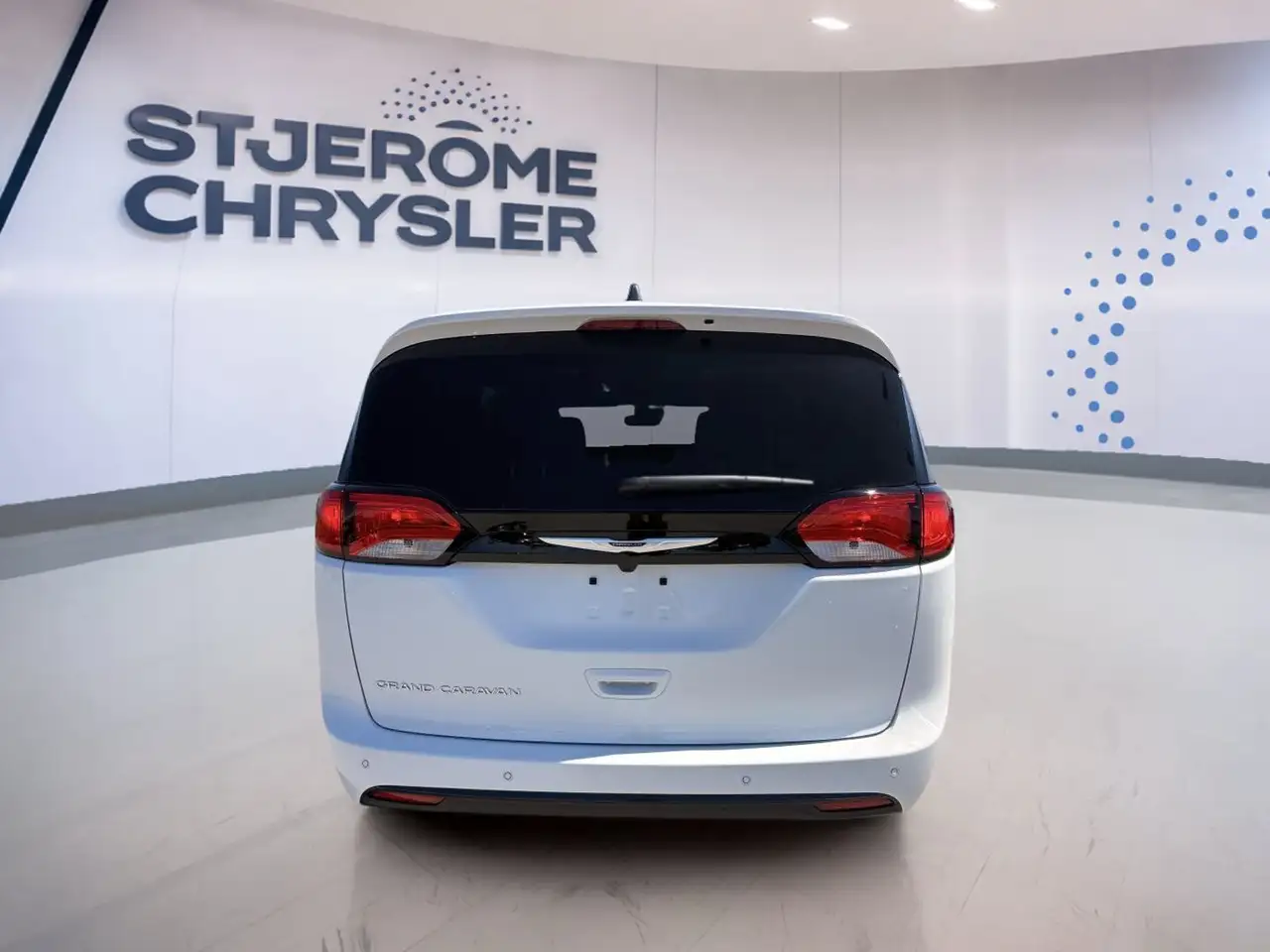 Chrysler Grand Caravan снимка Chrysler Grand Caravan