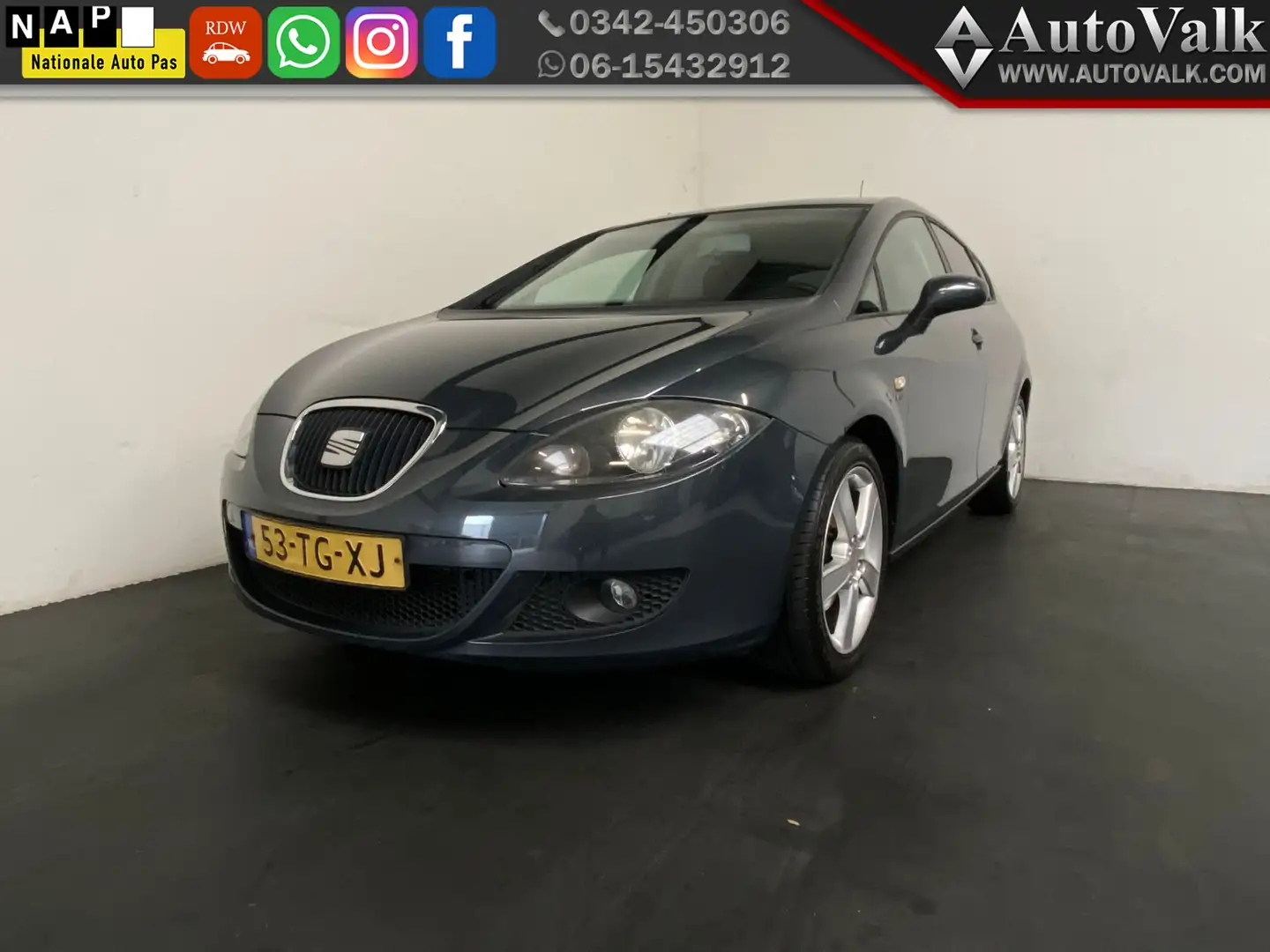 SEAT Leon 2.0 FSI Stylance. cruise! Grijs - 1