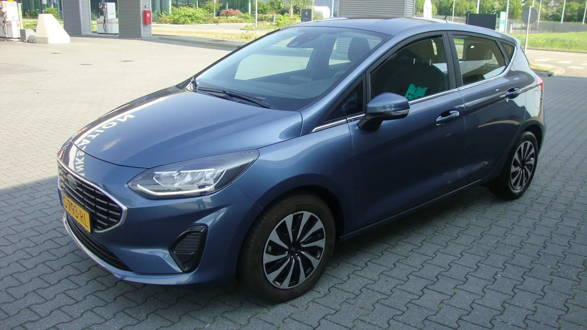 Ford Fiesta 1.0 EcoBoost Hybrid 125pk Titanium Blauw - 2