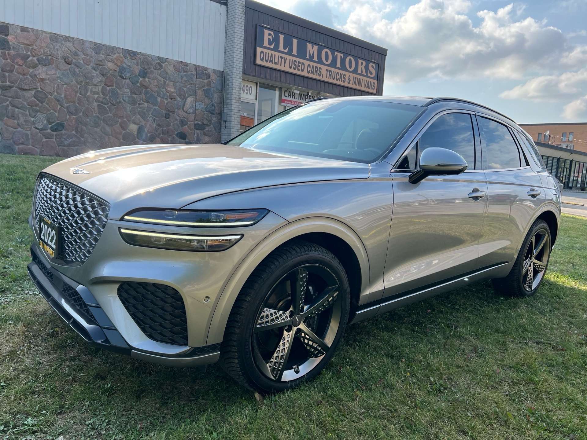 2022 Genesis GV70 3.5T Sport Plus | Navi | Pano Roof | Rear Camera |