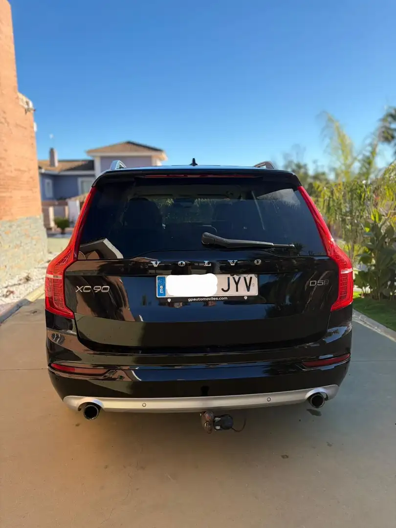 Volvo XC90 D5 Momentum 7pl. AWD 235 Aut. - 2