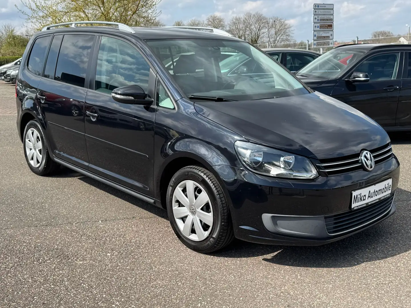 Volkswagen Touran Comfortline  7-Sitzplätze Tüv/Hu/Neu Negro - 2