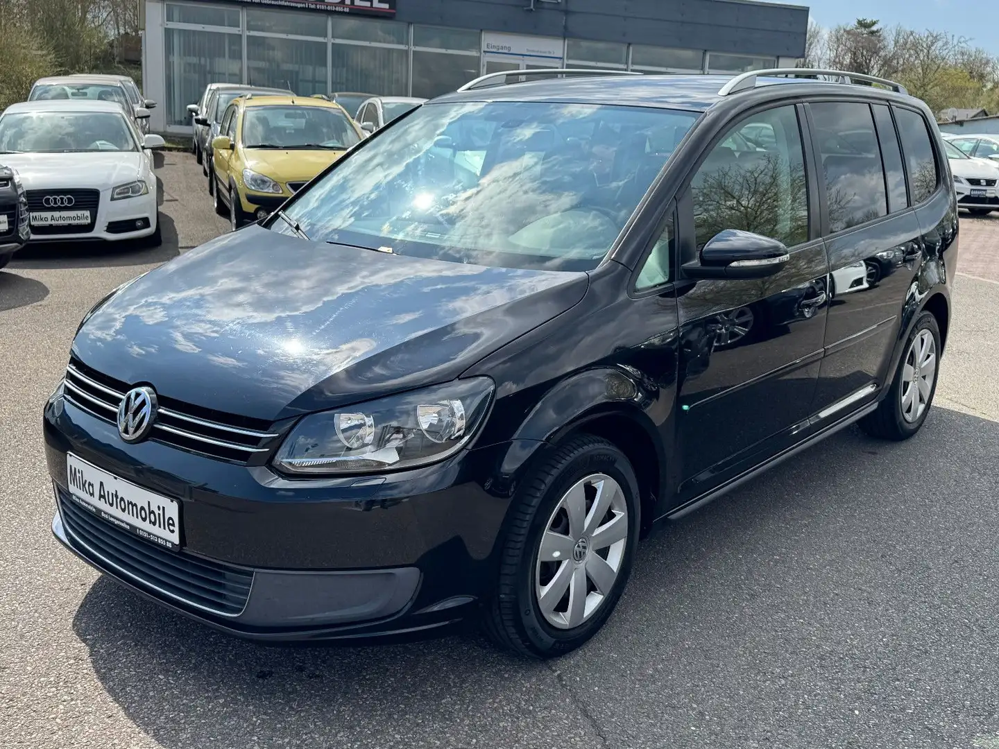 Volkswagen Touran Comfortline  7-Sitzplätze Tüv/Hu/Neu Negro - 1