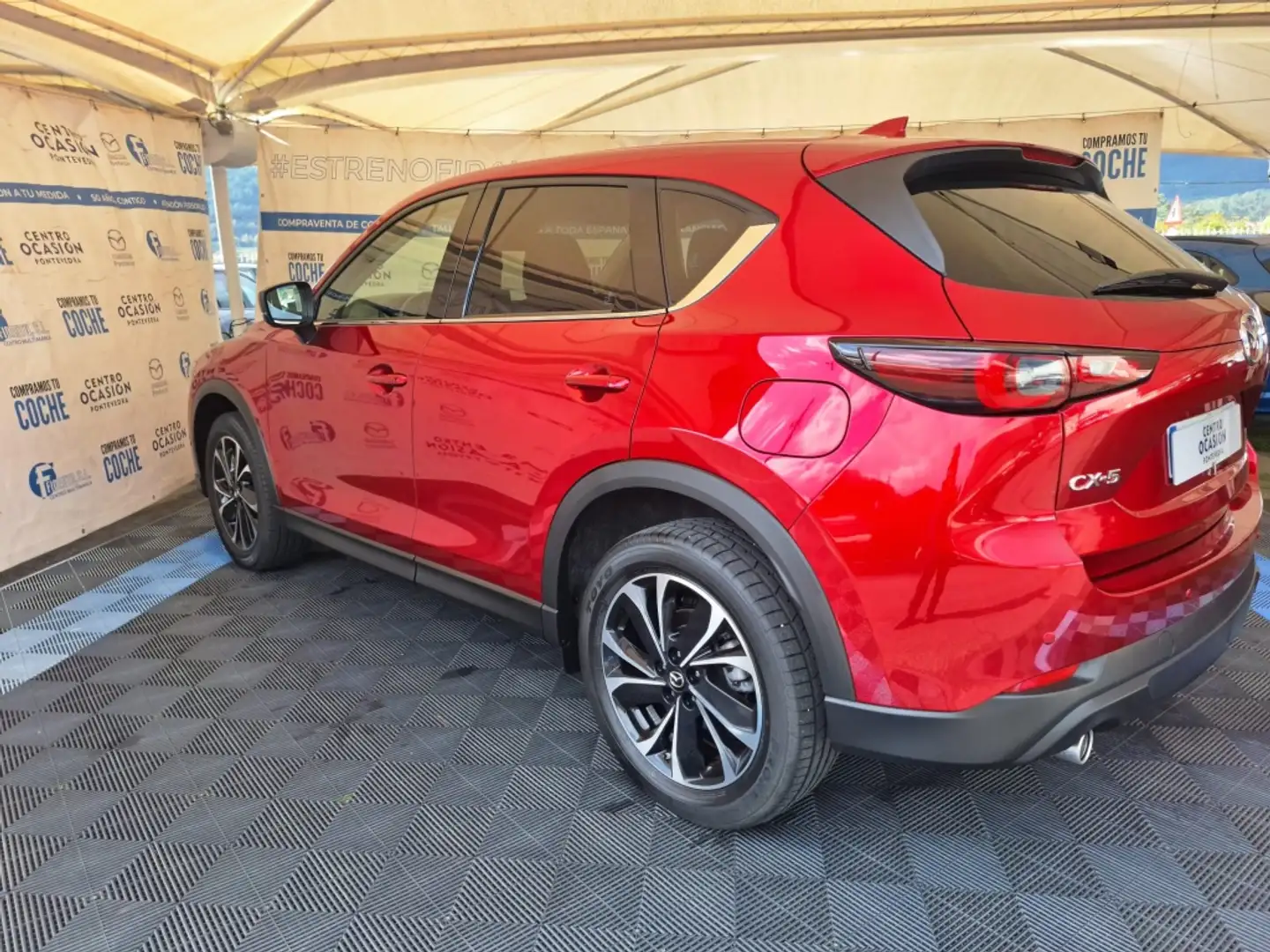 Mazda CX-5 2.0 e-Skyactiv-G MHEV Exclusive-Line 2WD 121kW Rouge - 2