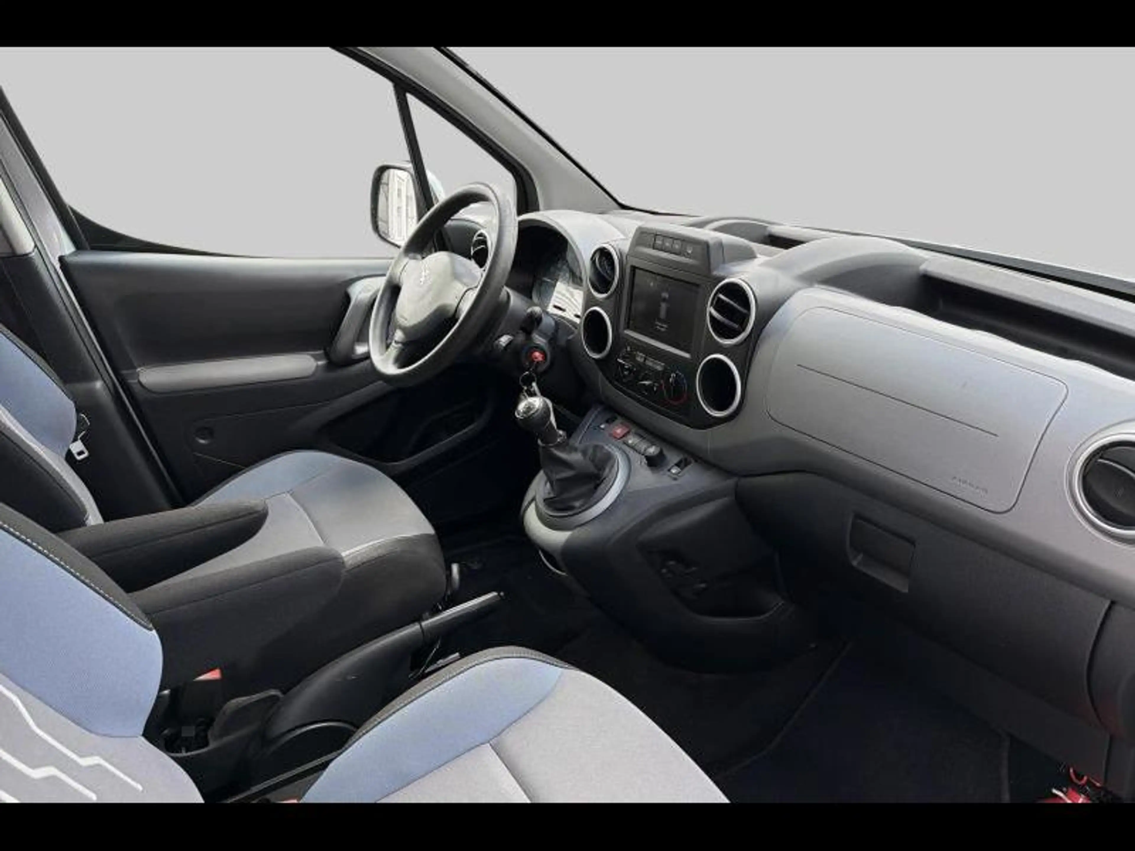 Peugeot Partner Partner Tepee 1.6 Benzine — photo 7