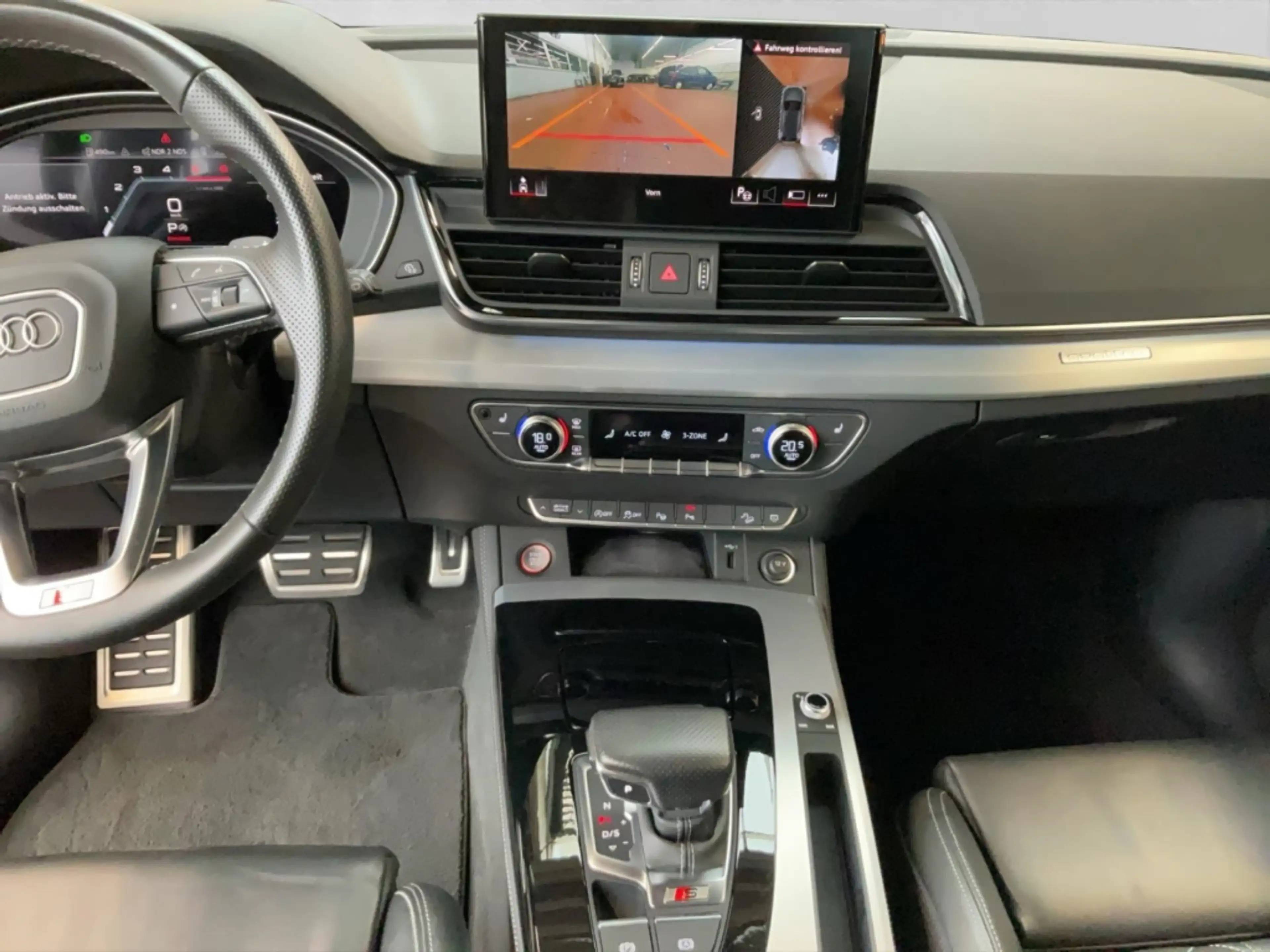 Audi SQ5 3.0 TDI quattro Alu Matrix-LED AHK Pano Kamera Nav — photo 14