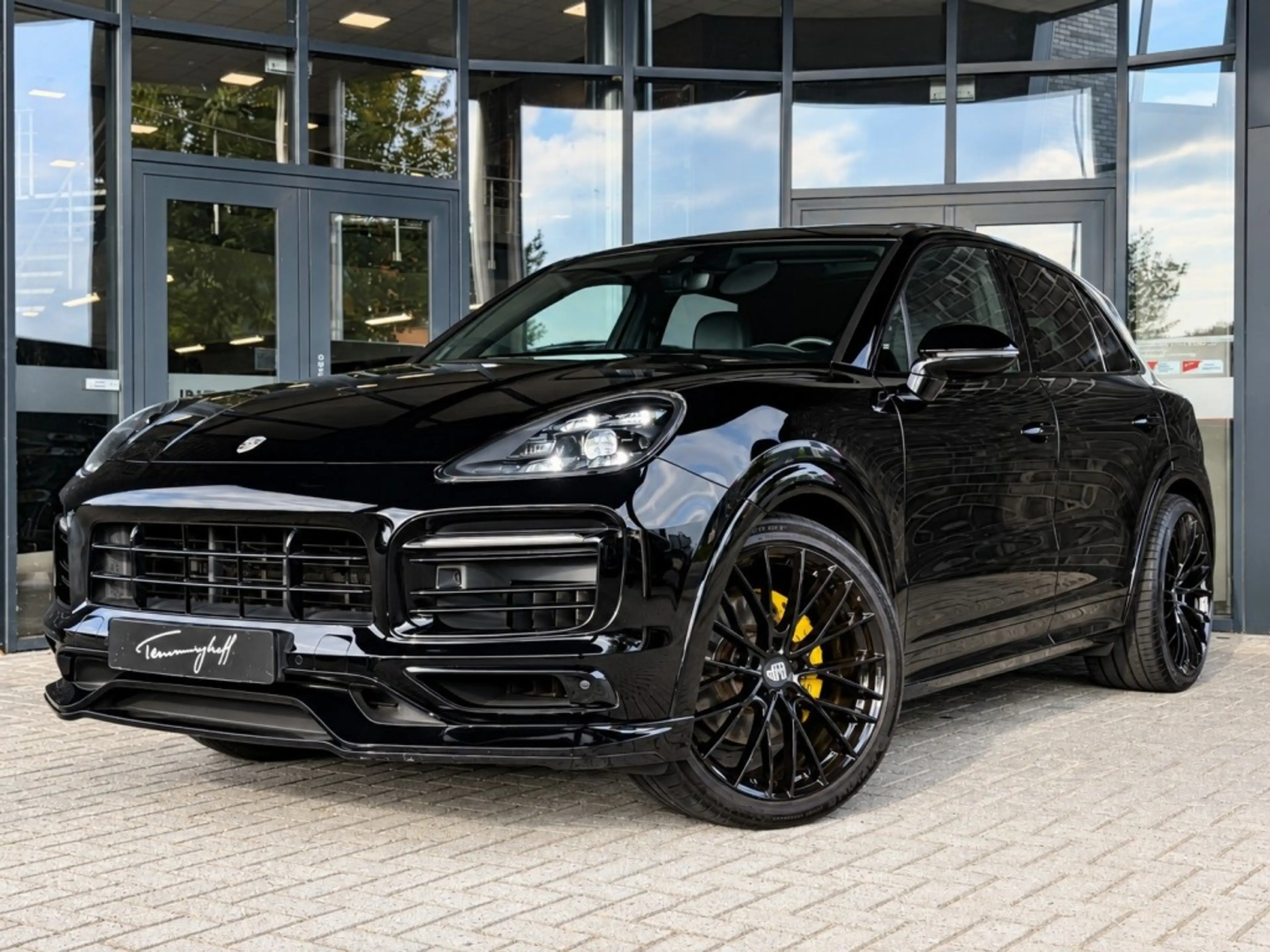 Porsche Cayenne 3.0 E-HYBRID - ORG. NL. - TECHART - PANO - TREKH.