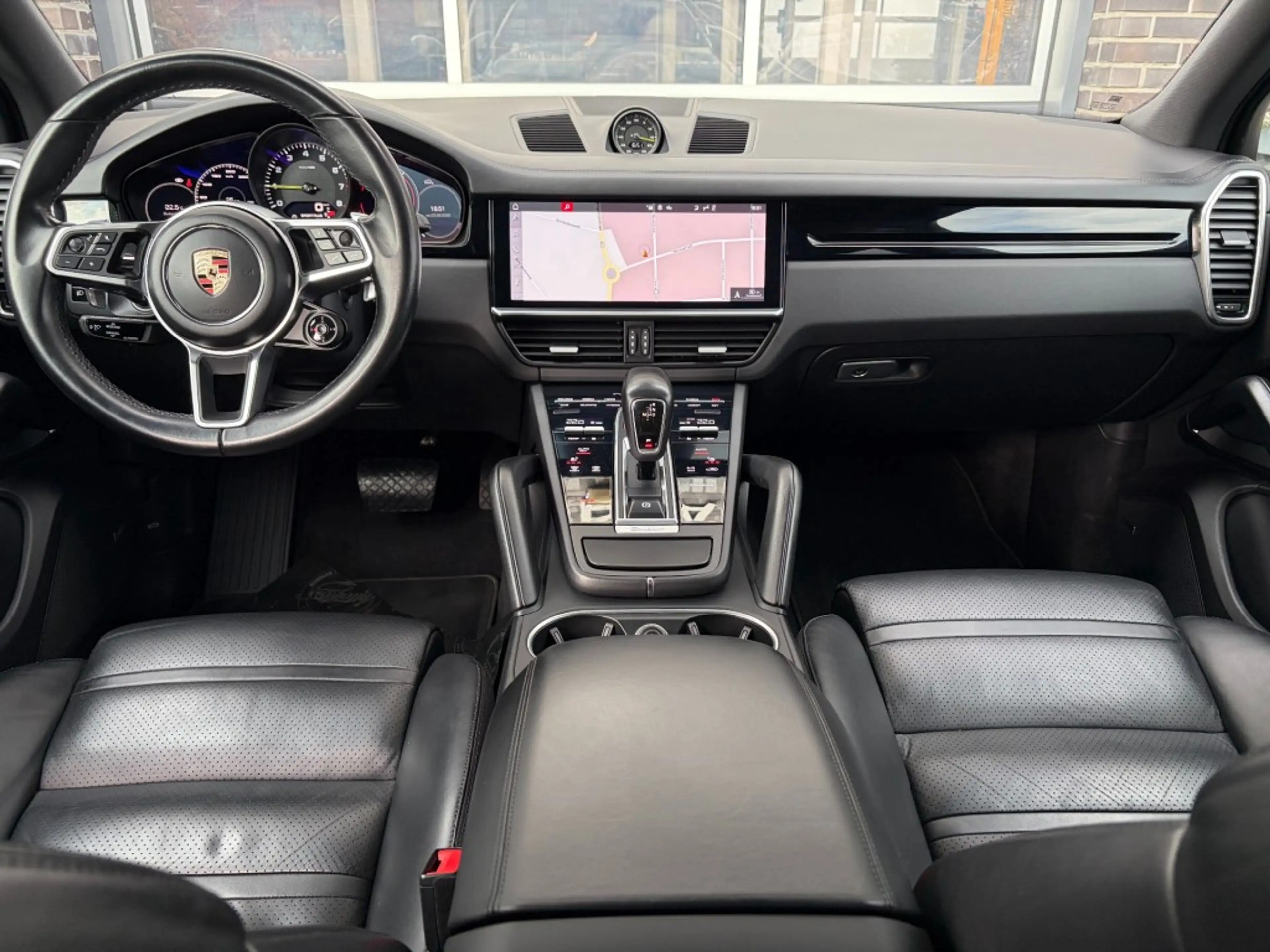 Porsche Cayenne 3.0 E-HYBRID - ORG. NL. - TECHART - PANO - TREKH. — photo 9