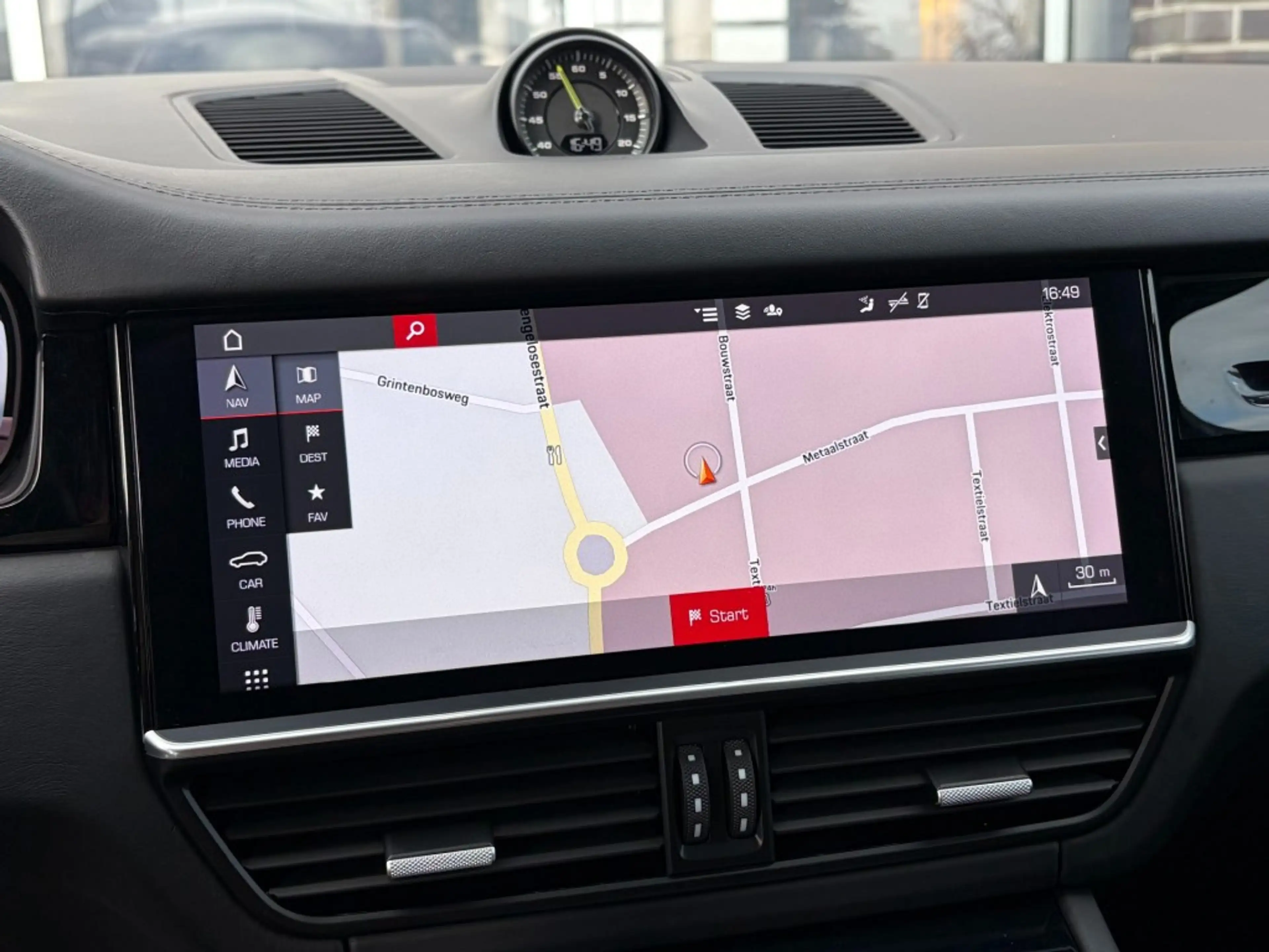 Porsche Cayenne 3.0 E-HYBRID - ORG. NL. - TECHART - PANO - TREKH. — photo 11