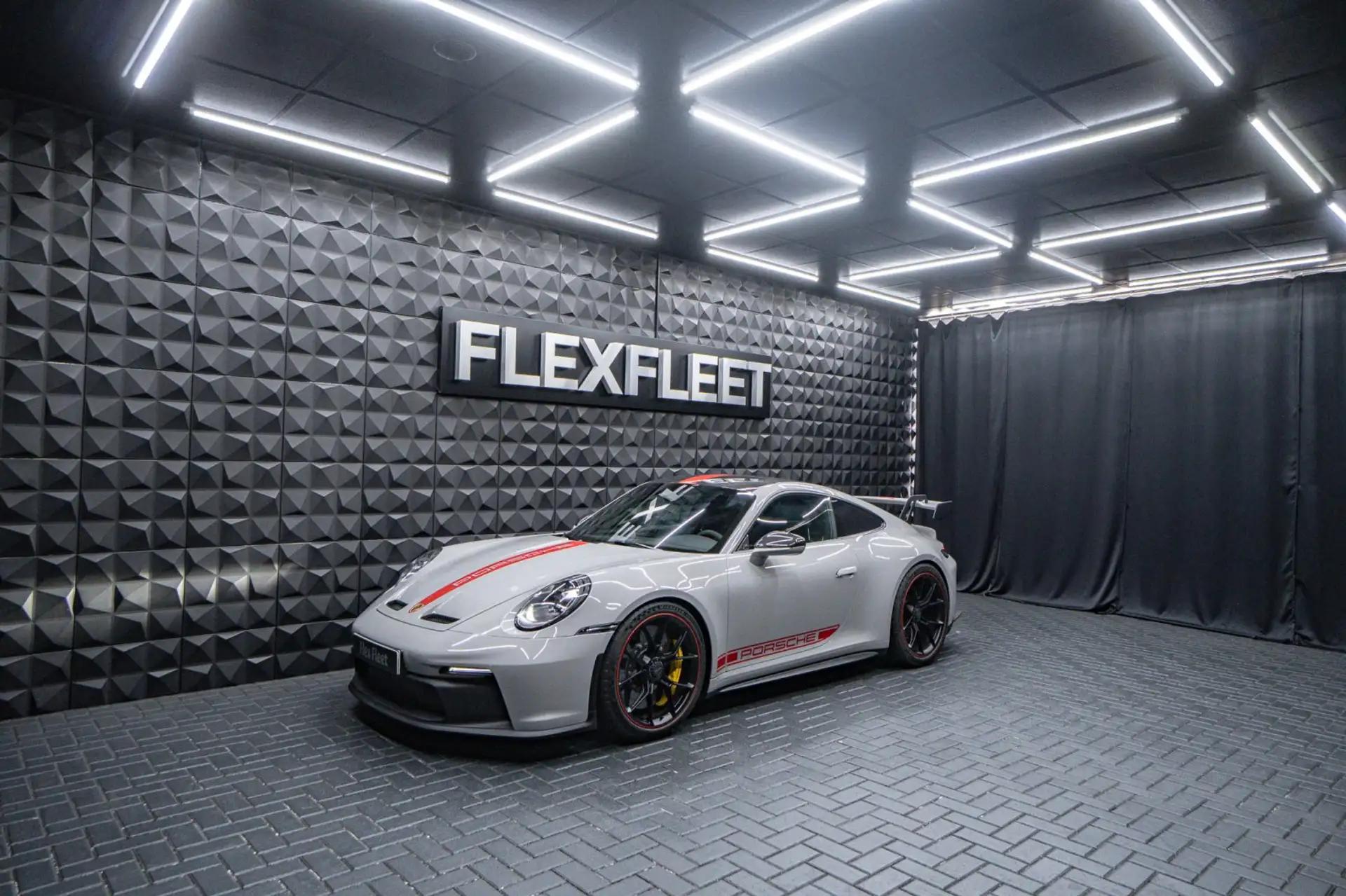 포르쉐 911 GT3 2024 화이트 사진 1