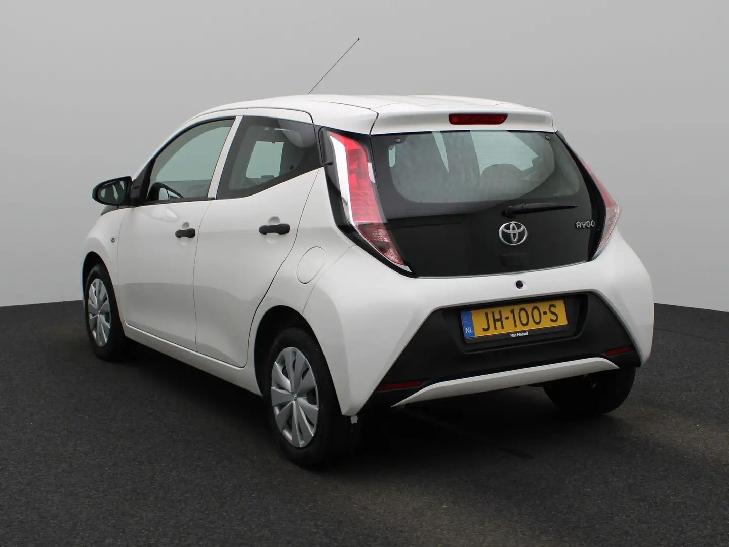 Toyota Aygo 1.0 VVT-i x-now | AIRCO | ELEKTRISCHE RAMEN VOOR | Bianco - 2