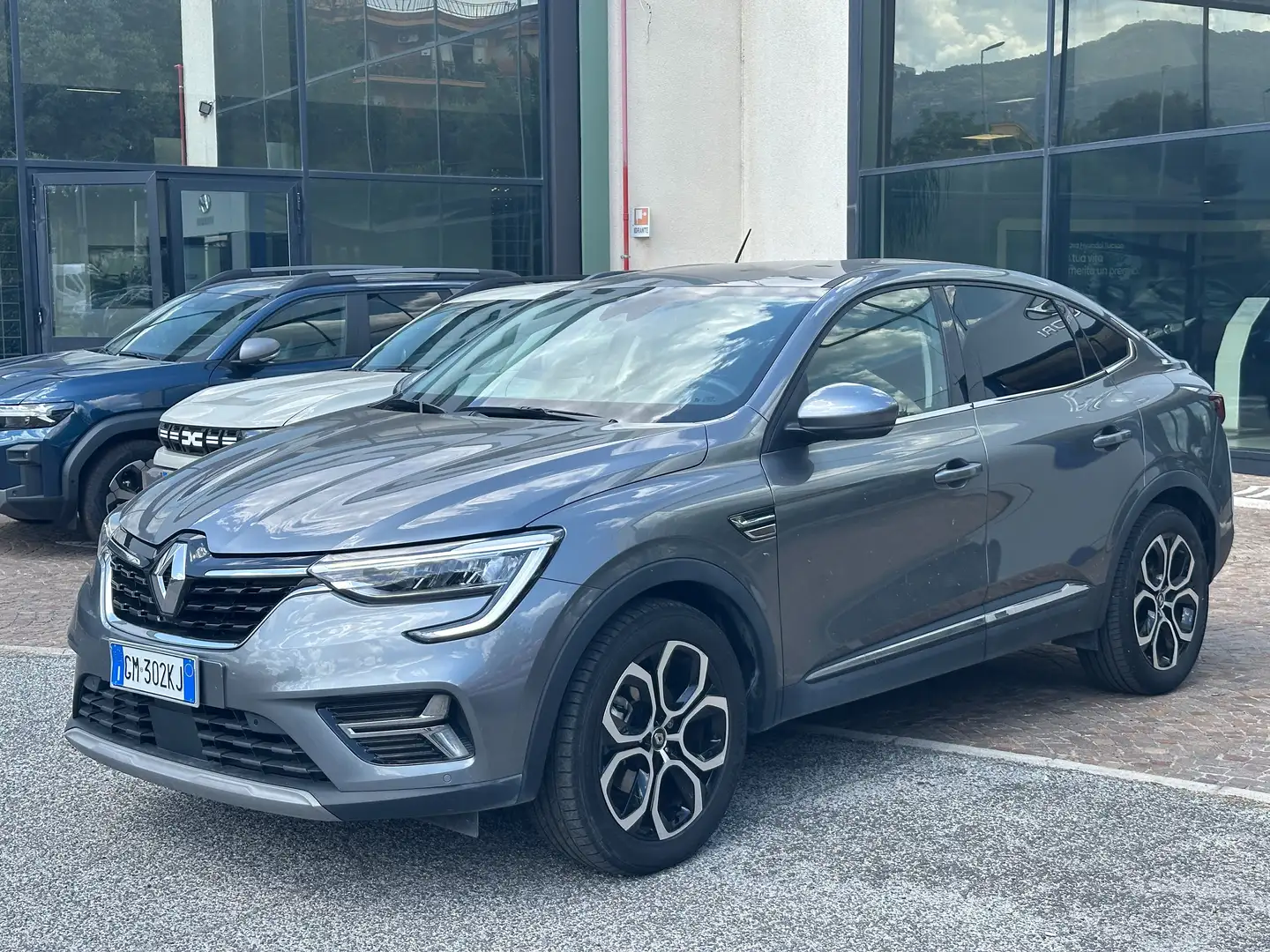 Renault Arkana Arkana 2021 1.6 E-Tech full hybrid Intens 145cv Grijs - 1