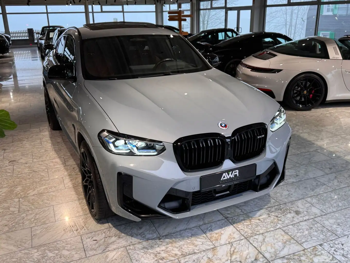 BMW X4 M Competition PANO*21"*HUD*LIVE*M-SITZE*H&K* Grau - 2