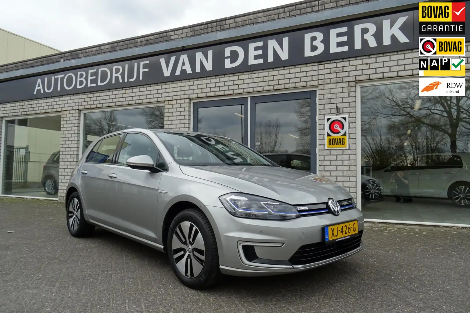 Volkswagen e-Golf E-Golf incl Warmtepomp Grijs - 1
