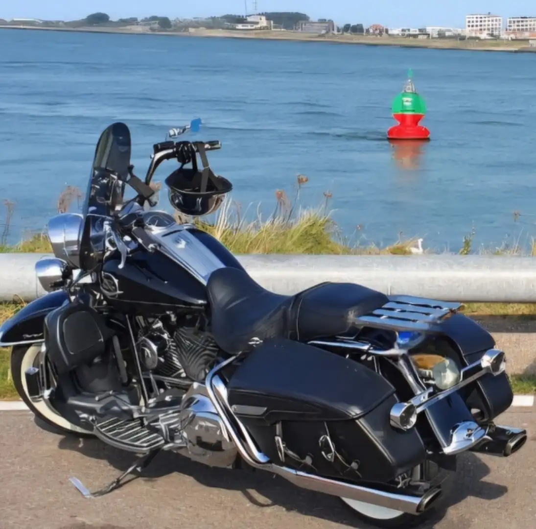 Harley-Davidson Road King Negru - 1
