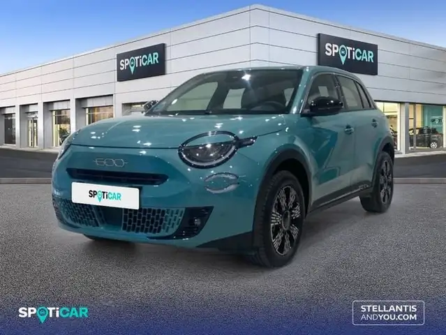 Fiat 600 MHEV 1.2 106kW (145CV) DDCT -