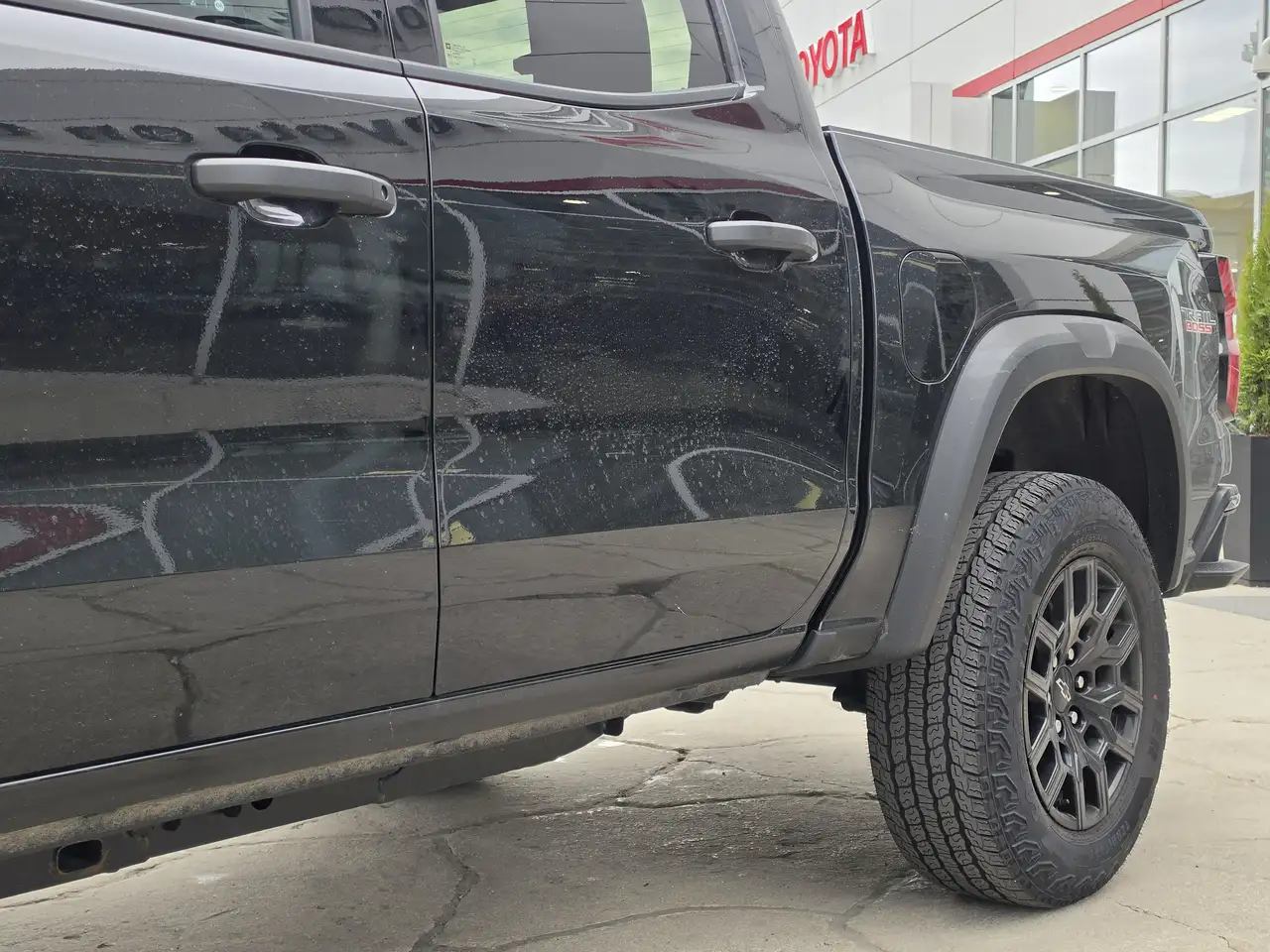 Chevrolet Colorado снимка Chevrolet Colorado