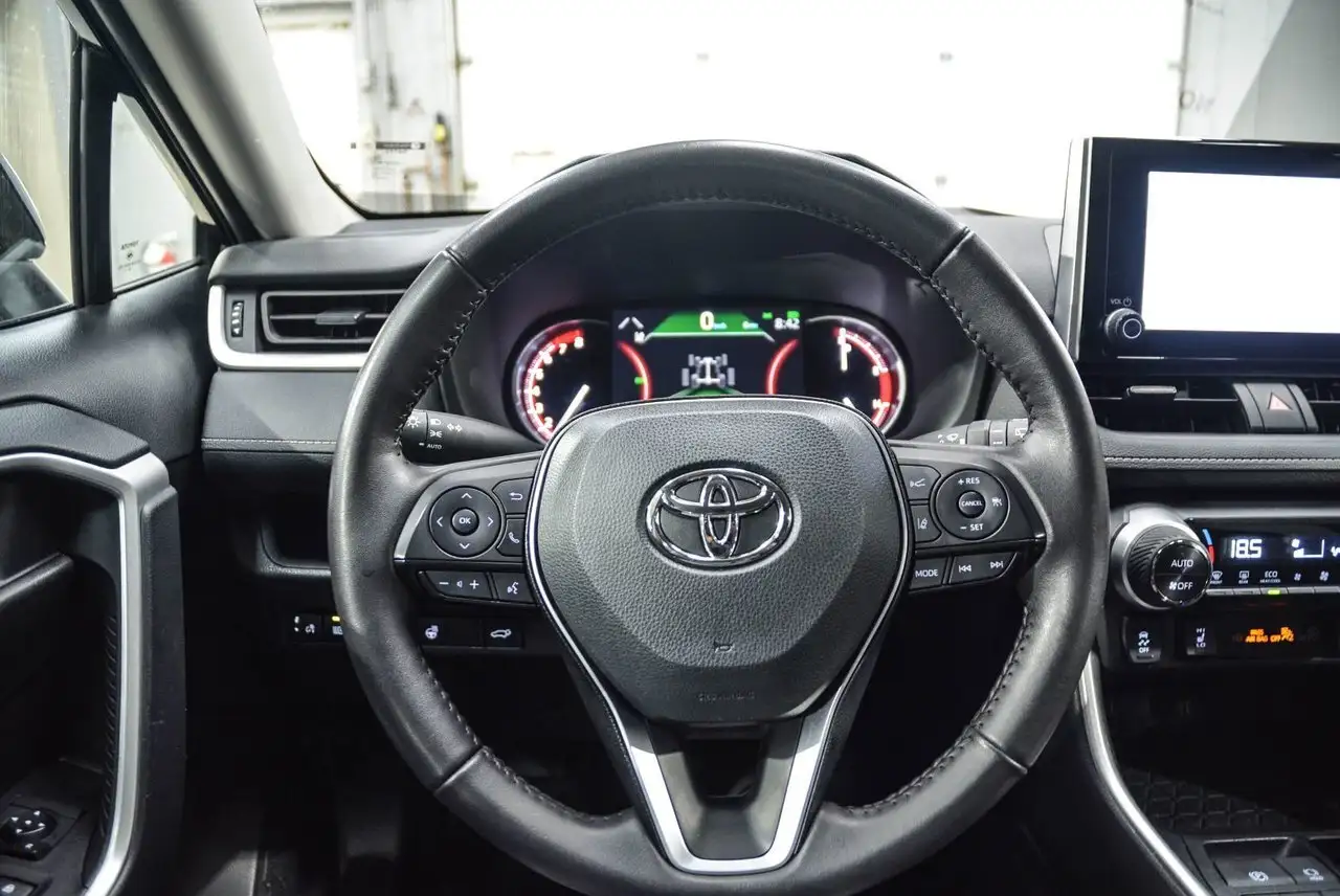 Toyota RAV 4 снимка Toyota RAV 4
