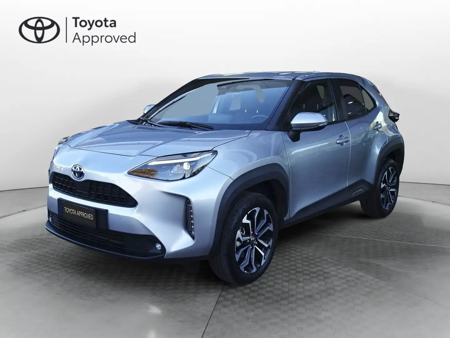 Toyota Yaris Cross Yaris Cross 1.5 Hybrid 5p. E-CVT Trend Argento - 1