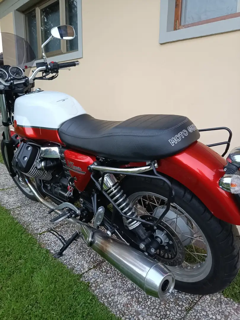 Moto Guzzi V 7 Classic Rosso - 2